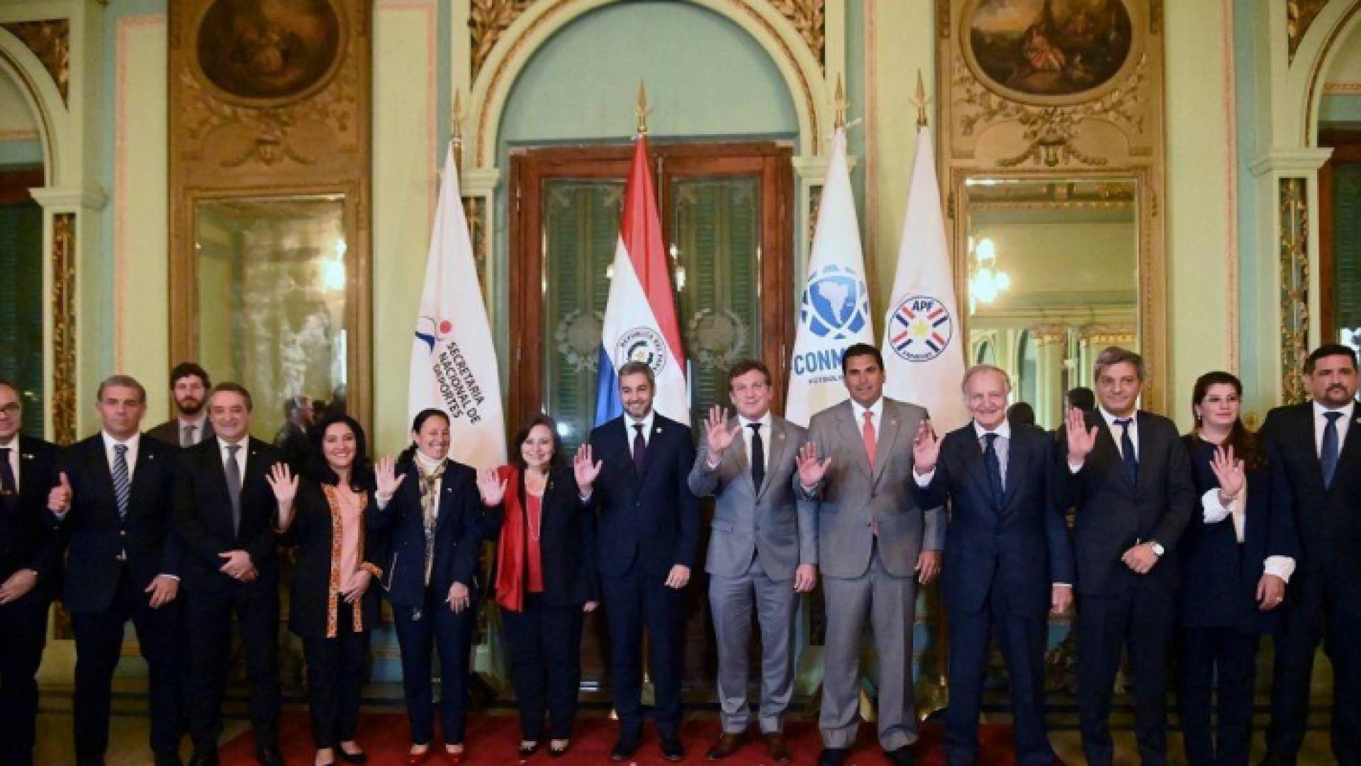 أعضاء الدول التي ستترشح لتنظيم كأس العالم لكرة القدم عام 2030