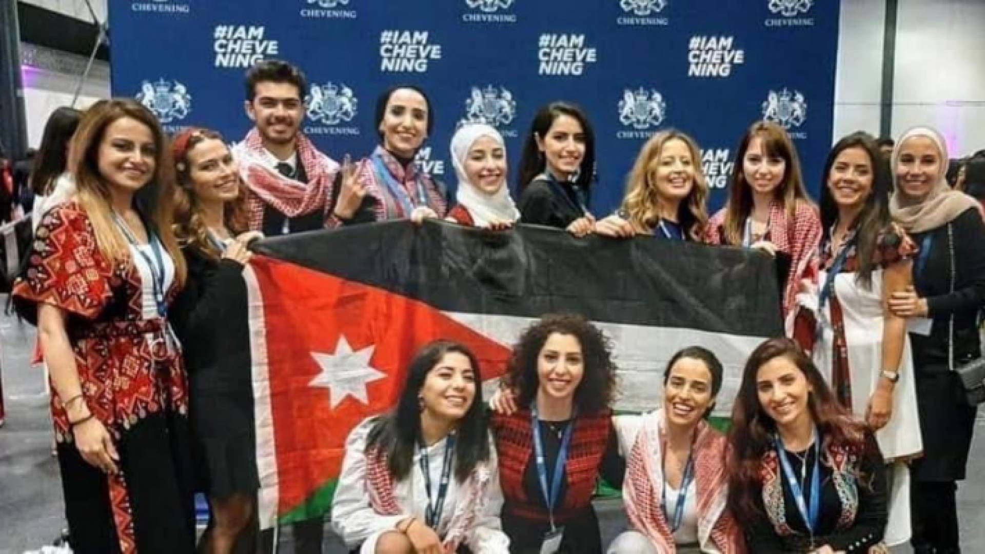 طلاب منحة تشيفننغ