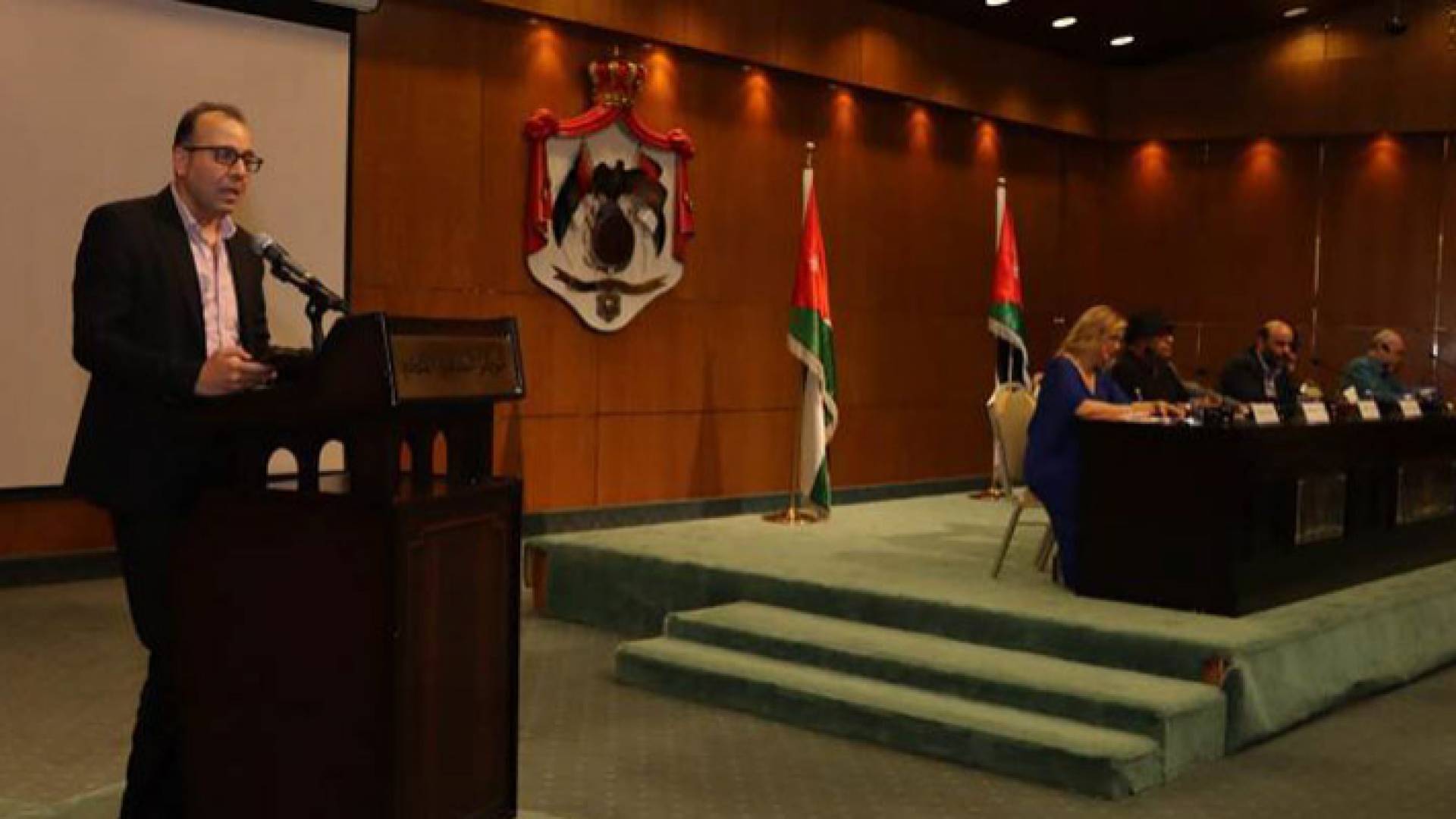 جانب من الأمسية