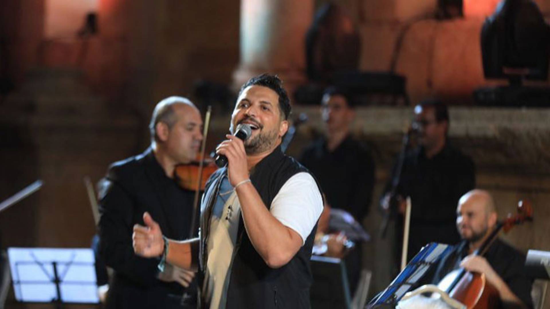 الفنان توفيق الدلو