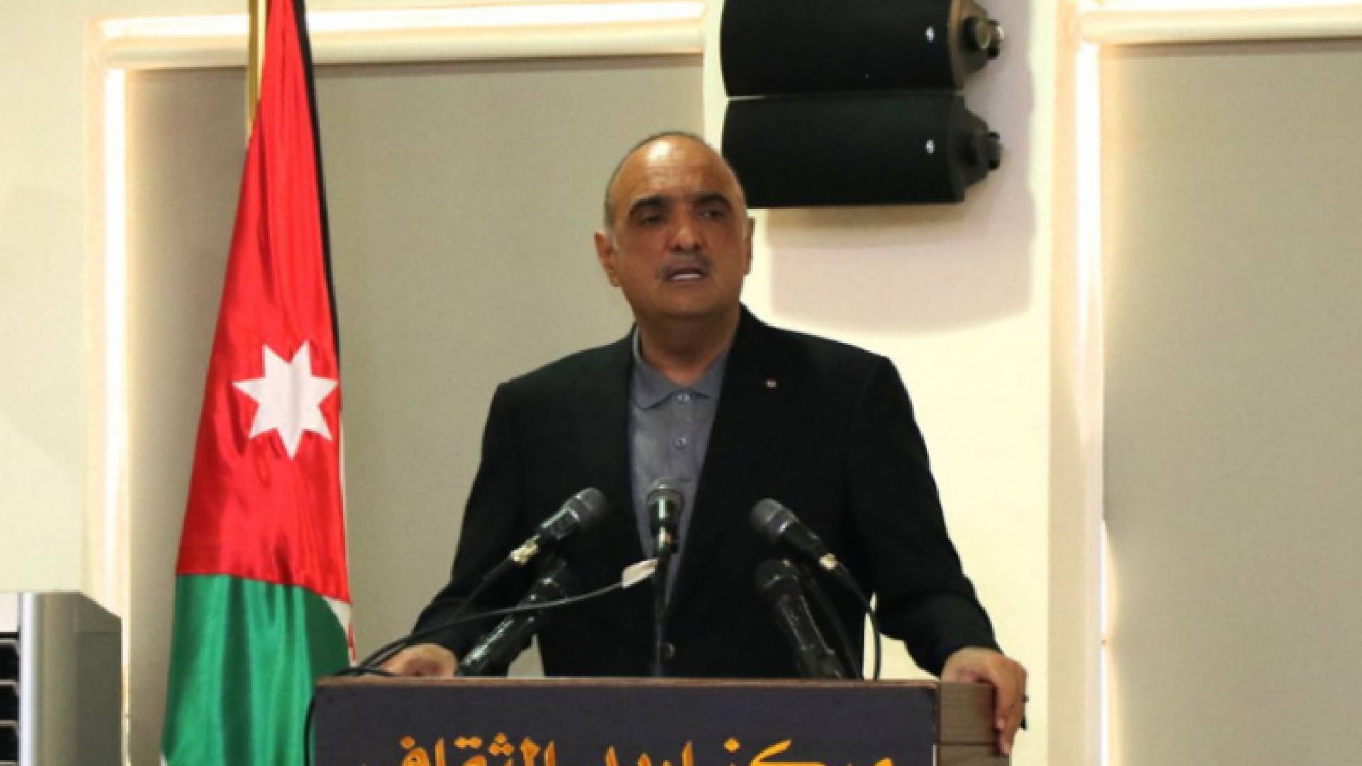 رئيس الوزراء - الدكتور بشر الخصاونة