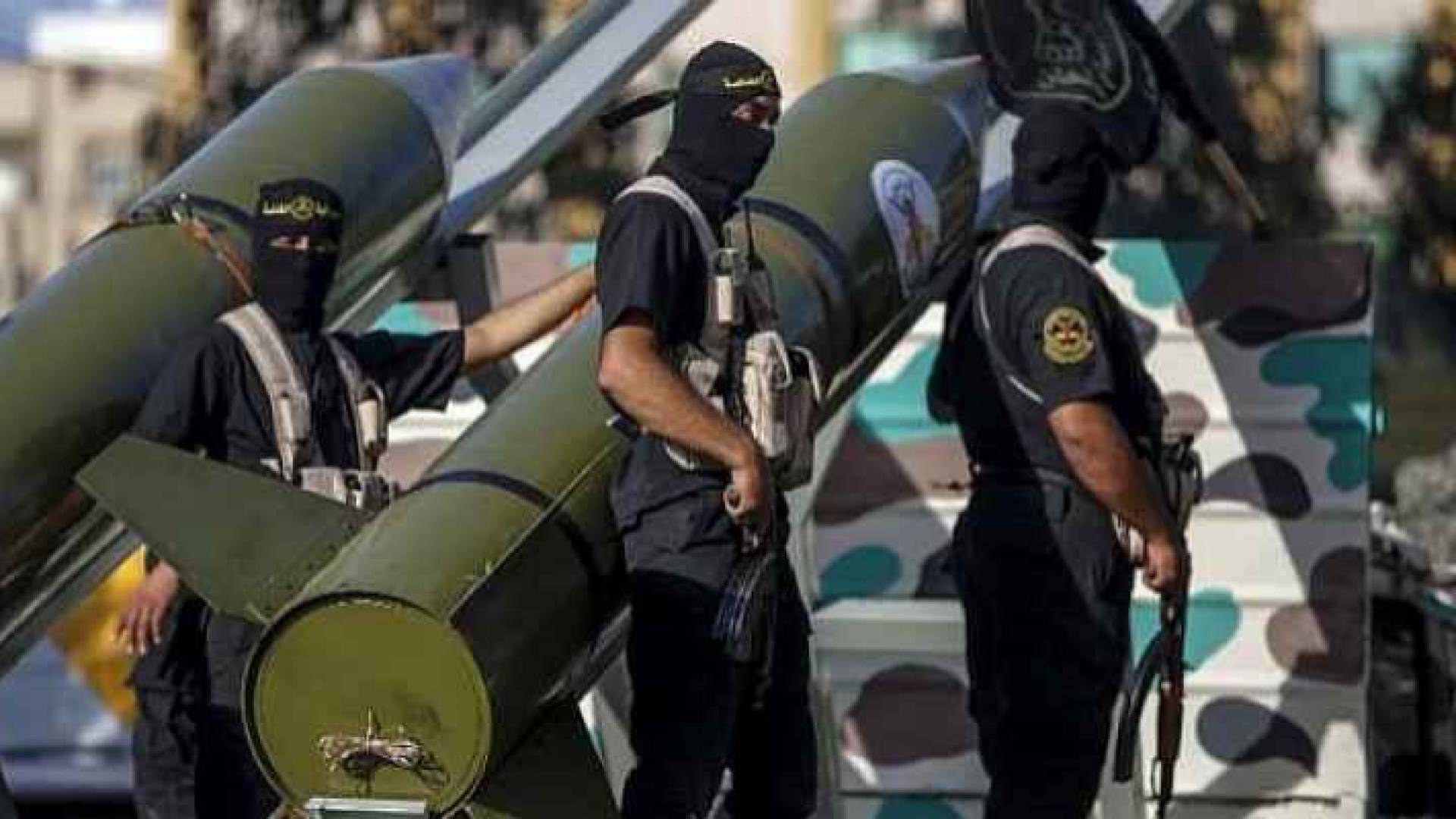 مقاتلو الذراع العسكري لحركة الجهاد الإسلامي "سرايا القدس"