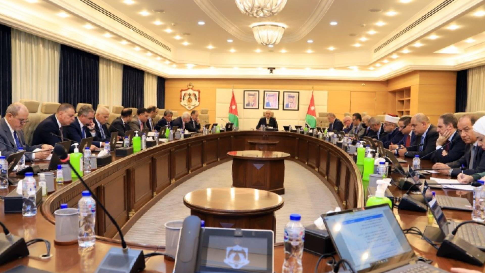 جانب من اجتماع مجلس الوزراء