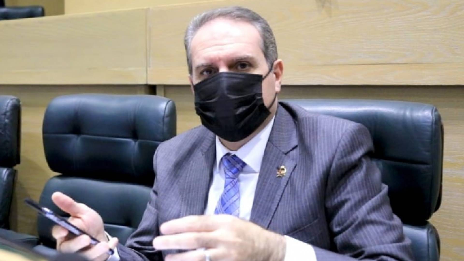 صورة أرشيفية لوزير الصحة