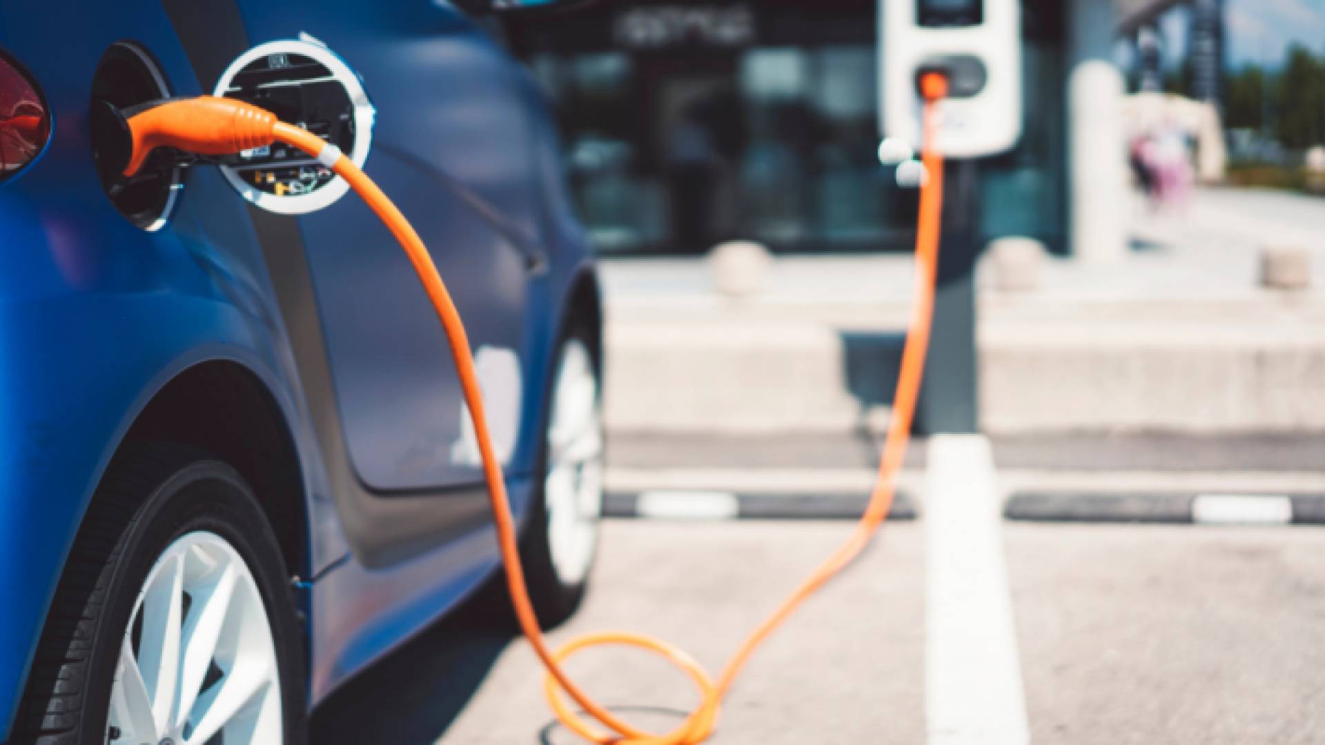 مركبة كهربائية