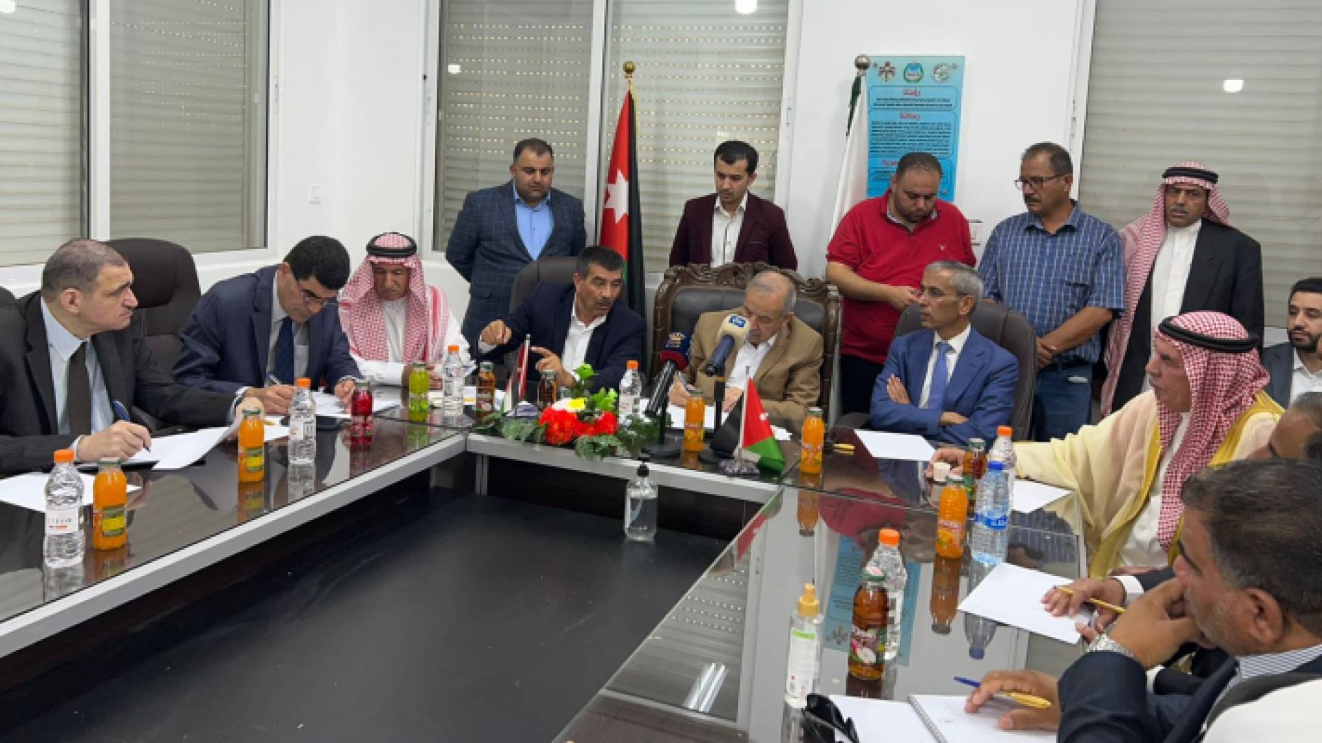 الصورة خلال الاجتماع