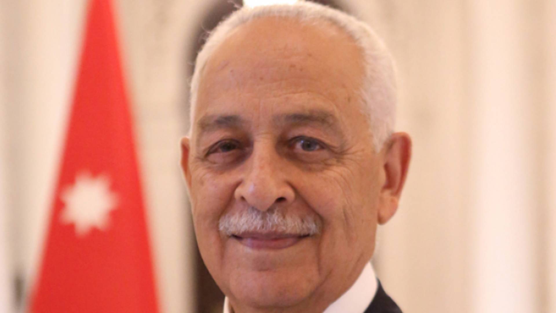 رئيس الديوان الملكي الهاشمي يوسف العيسوي أثناء افتتاح المبادرات الملكية في معان