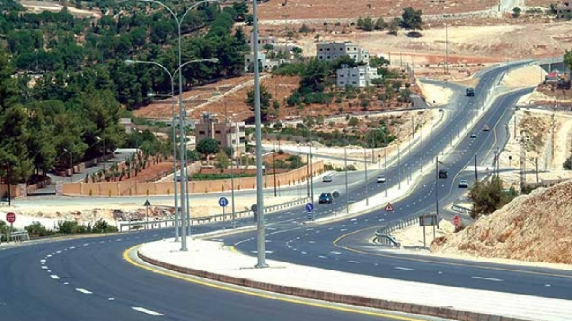 صورة أرشيفية لطريق السلط/العارضة