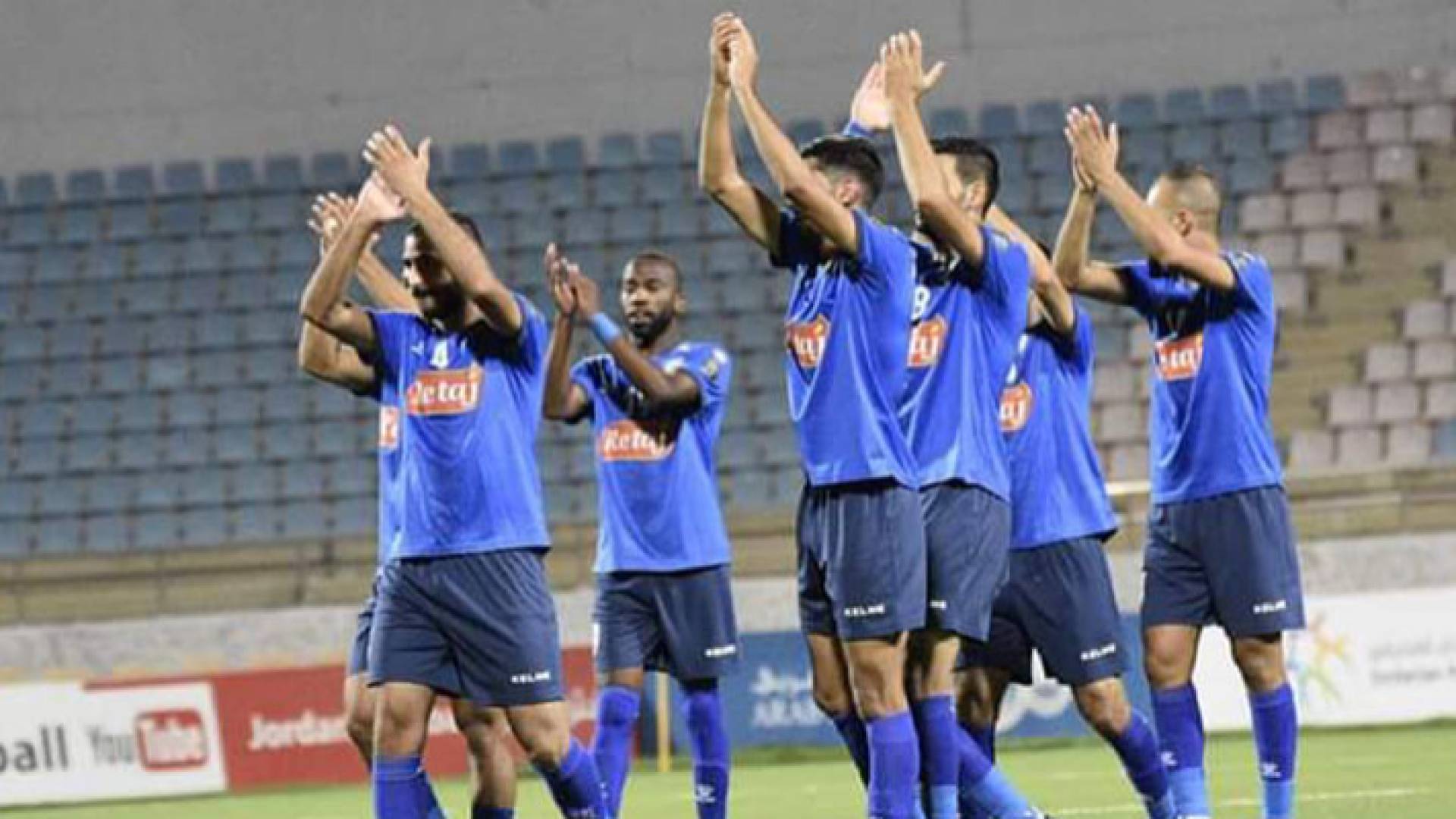 لاعبو نادي سحاب