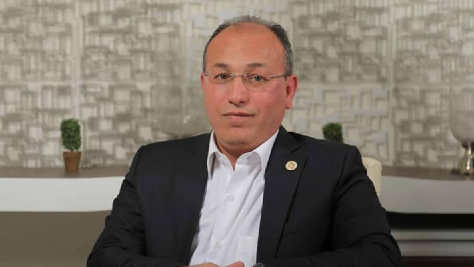 أمين سر الوحدات عوض الأسمر