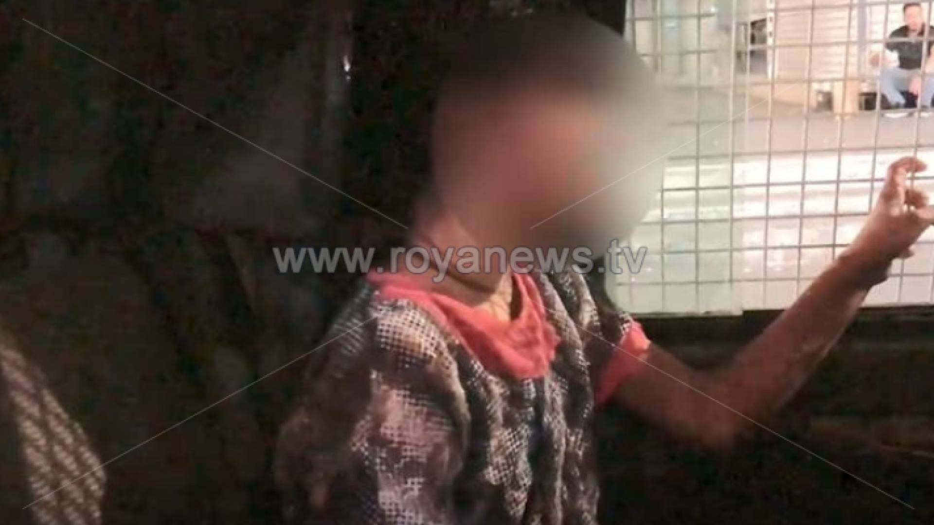 صورة توضيحية لطفلة أجبرها والدها على التسول في شوارع العاصمة عمان