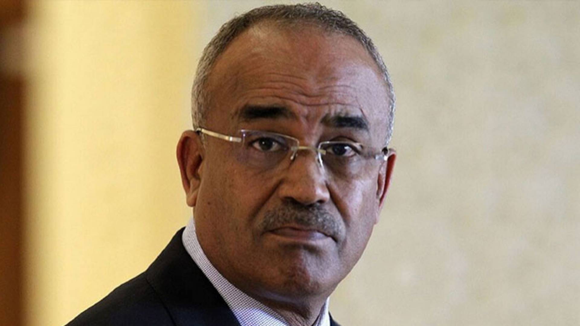 رئيس الوزراء الجزائري السابق نور الدين بدوي