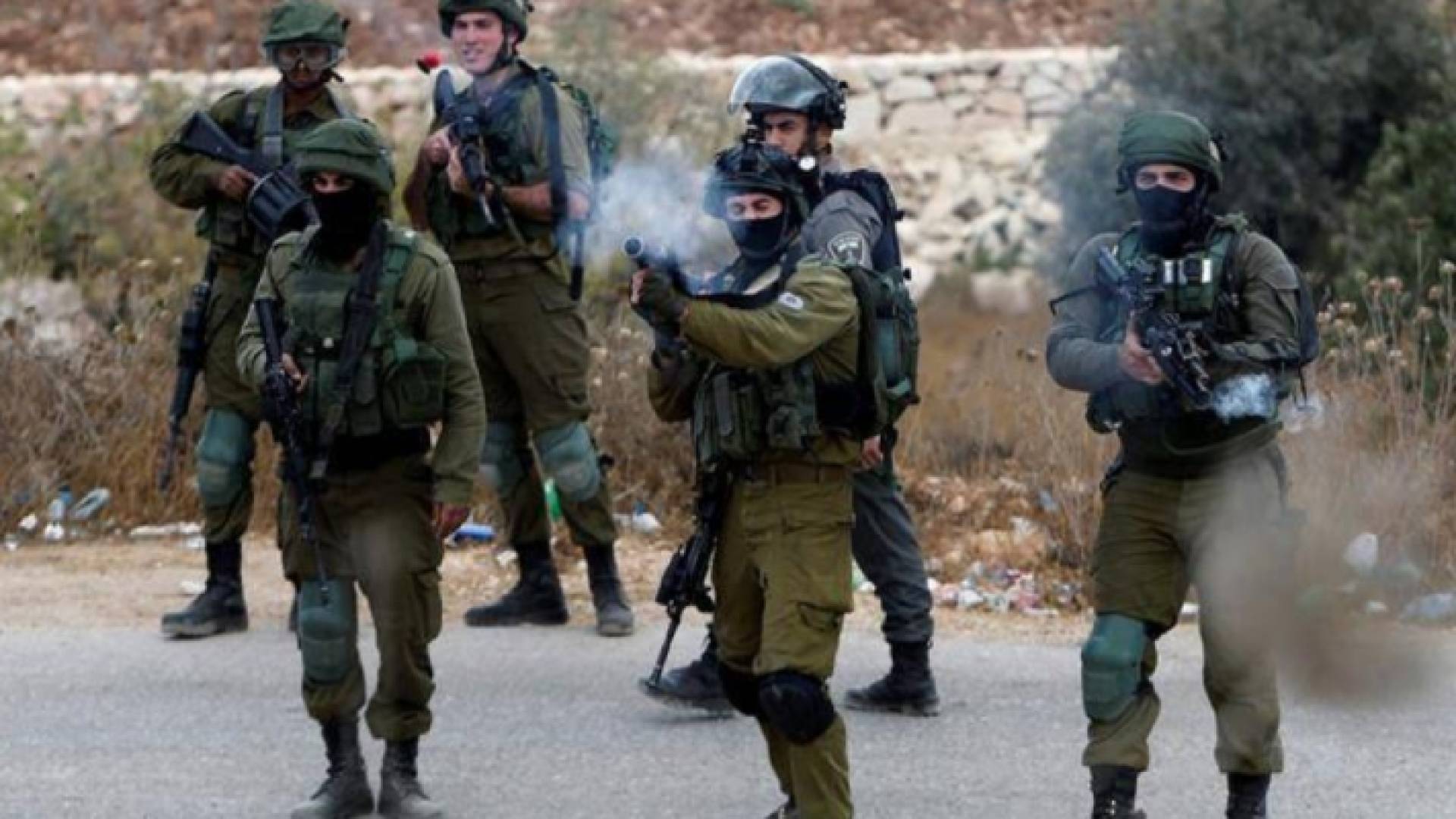قوات الاحتلال أثناء مواجهات مع فلسطينيين