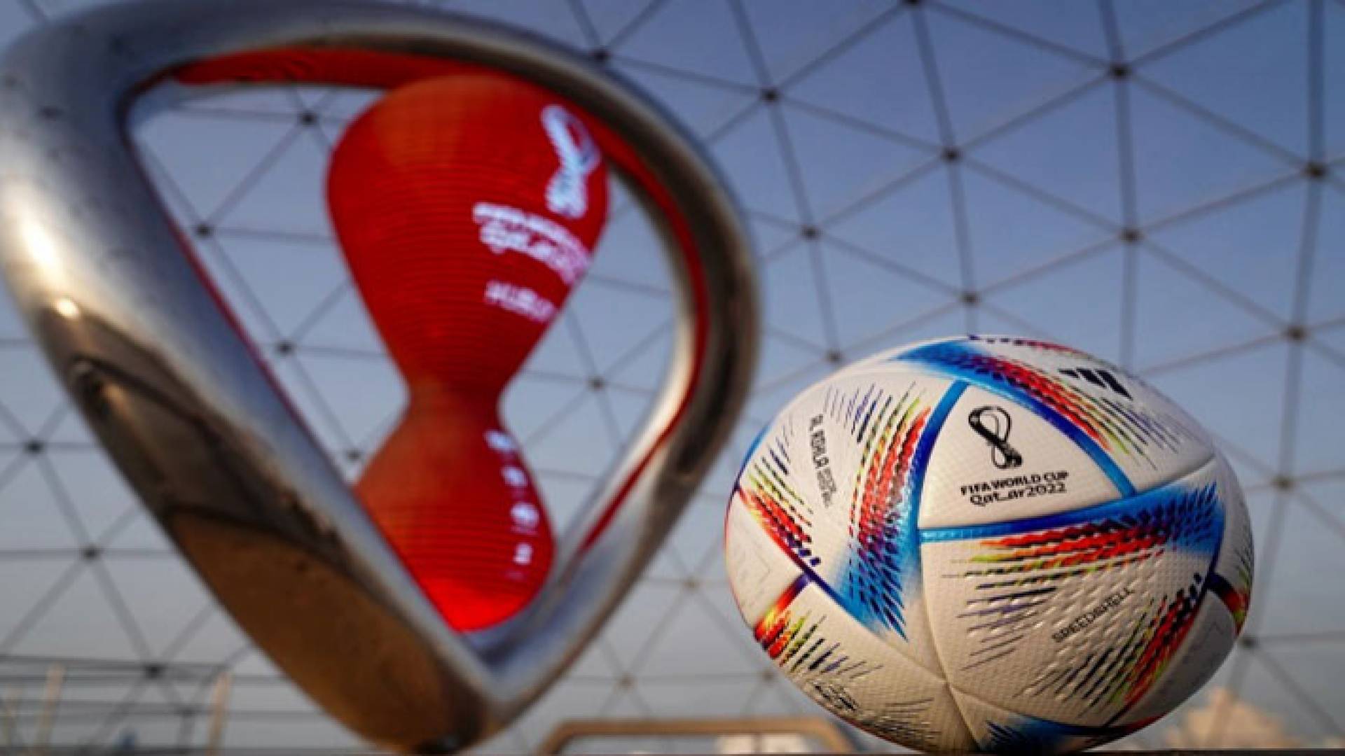 عائدات البطولة قد تصل إلى حوالى 6 مليارات دولار