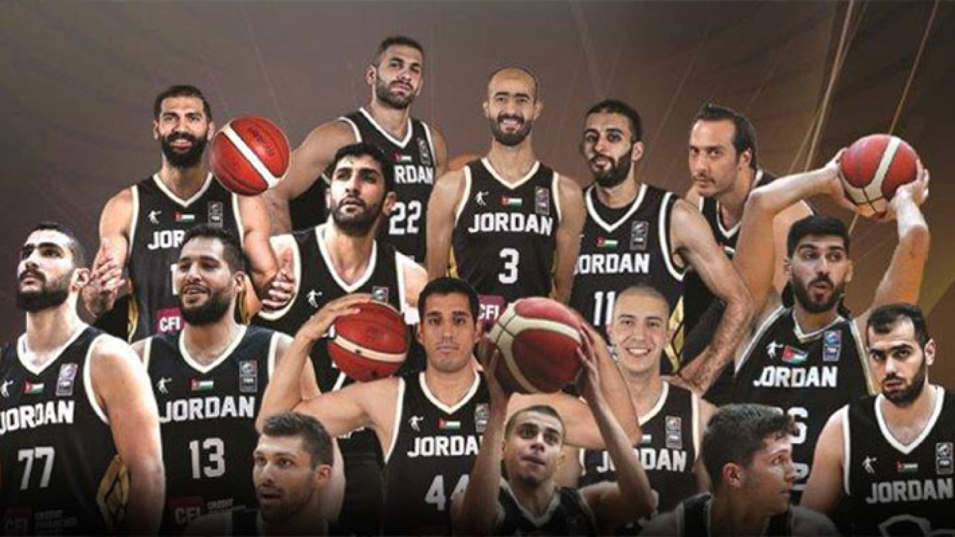 لاعبو المنتخب الوطني لكرة السلة