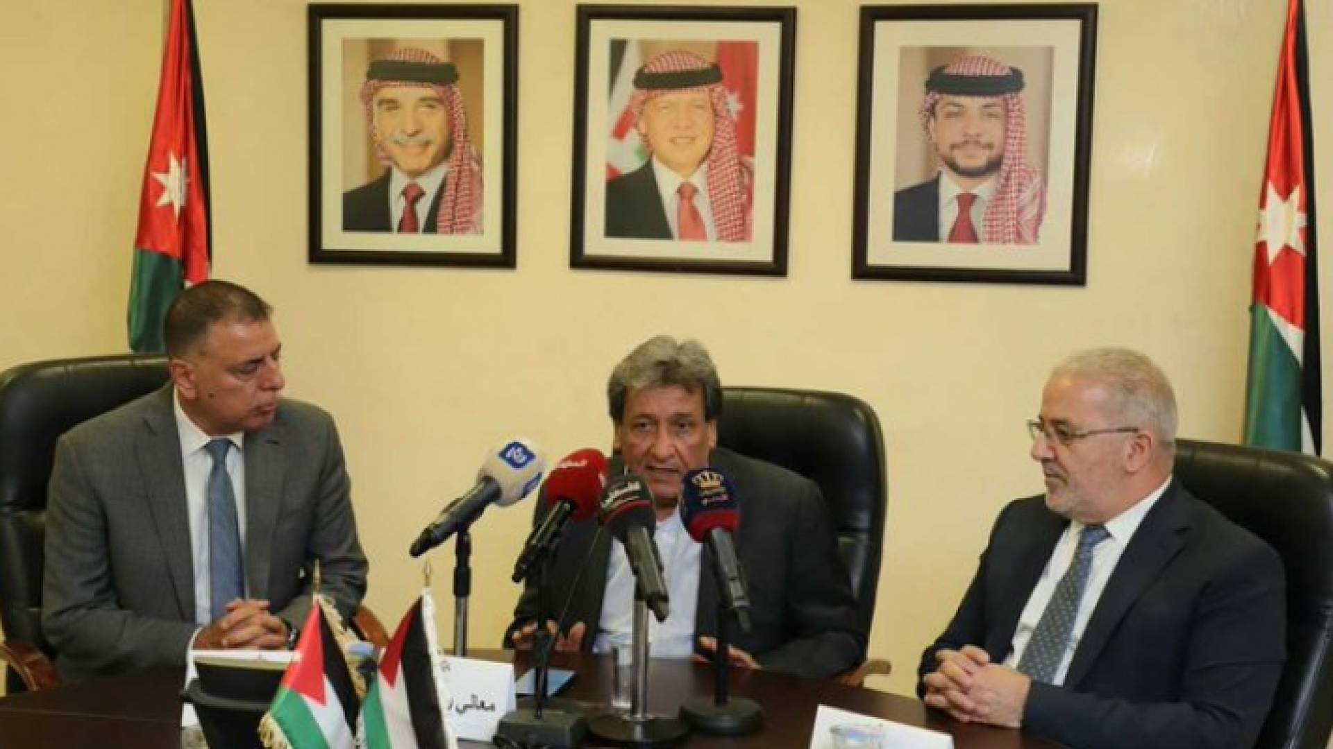 وزيرا النقل والداخلية