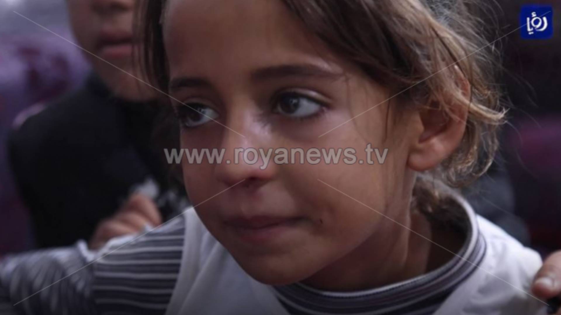 طفلة سورية في مخيم للاجئين في لبنان