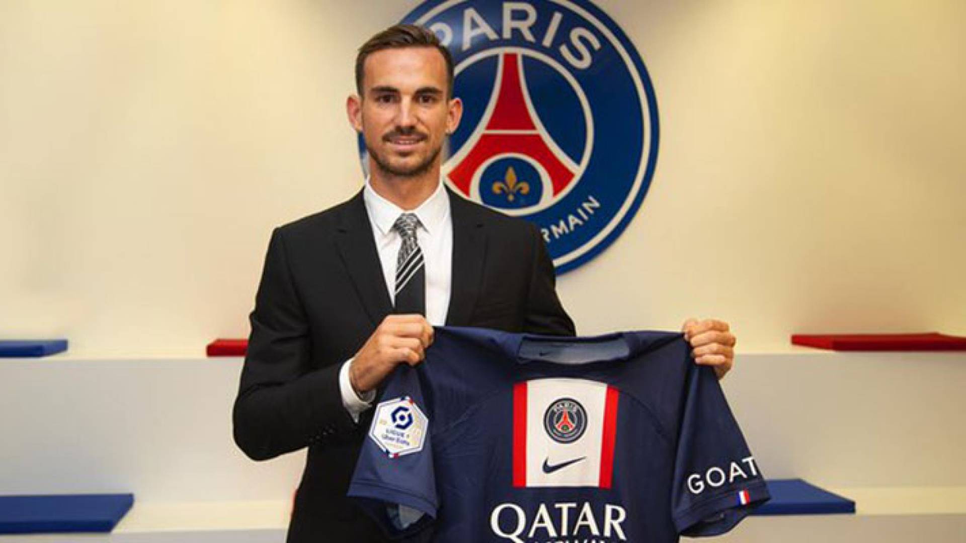 الدولي الإسباني فابيان رويث