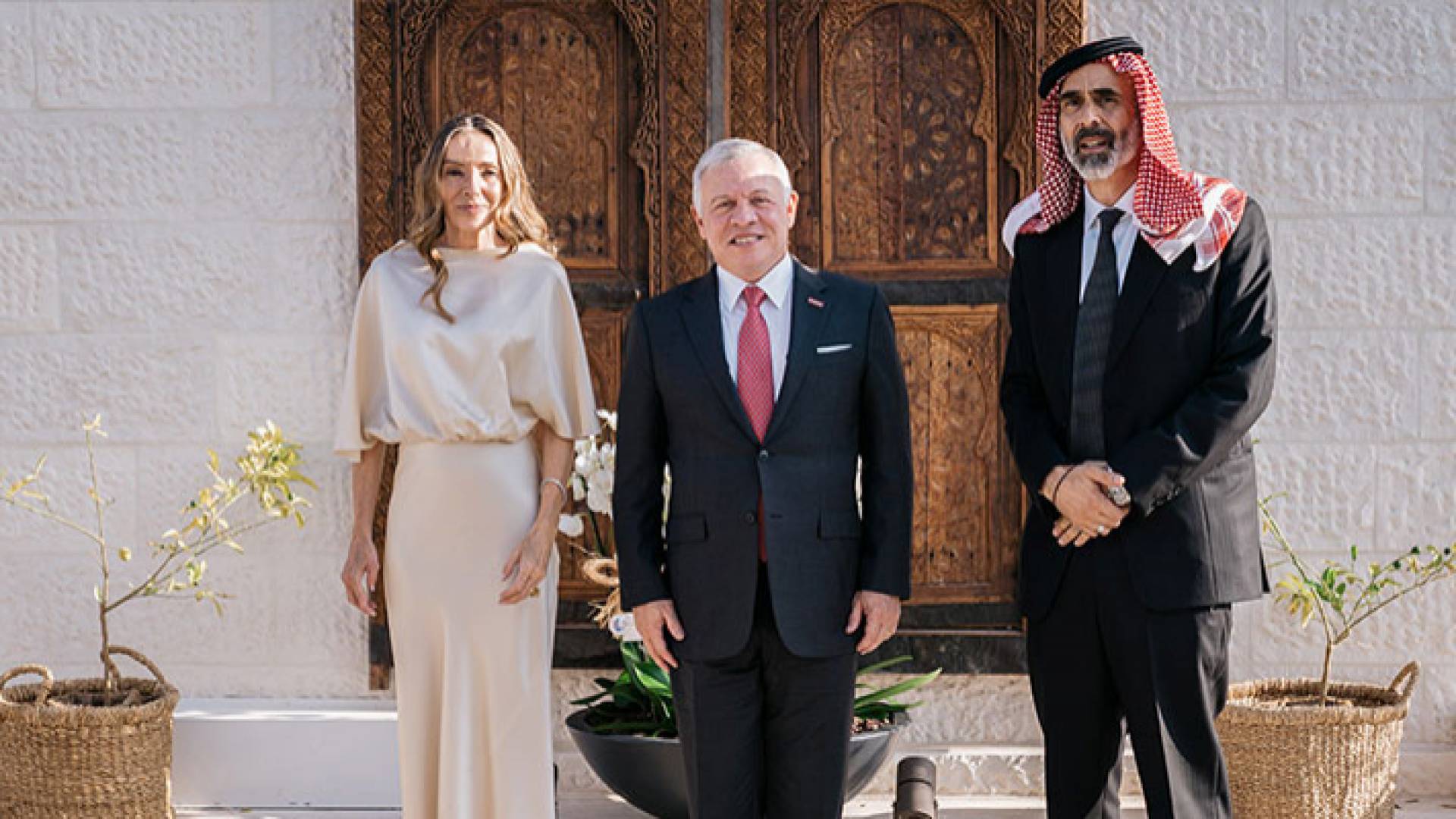 جلالة الملك والأمير غازي وزوجته الأميرة مريم