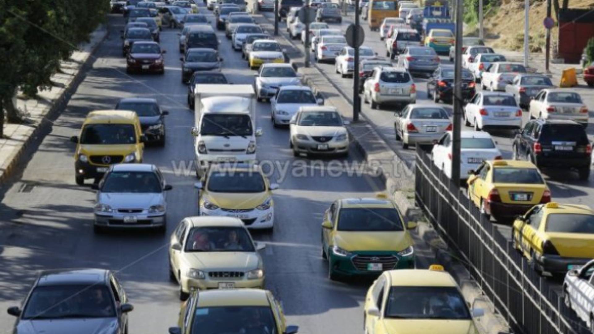 أزمة سير في أحدة شوارع الأردن