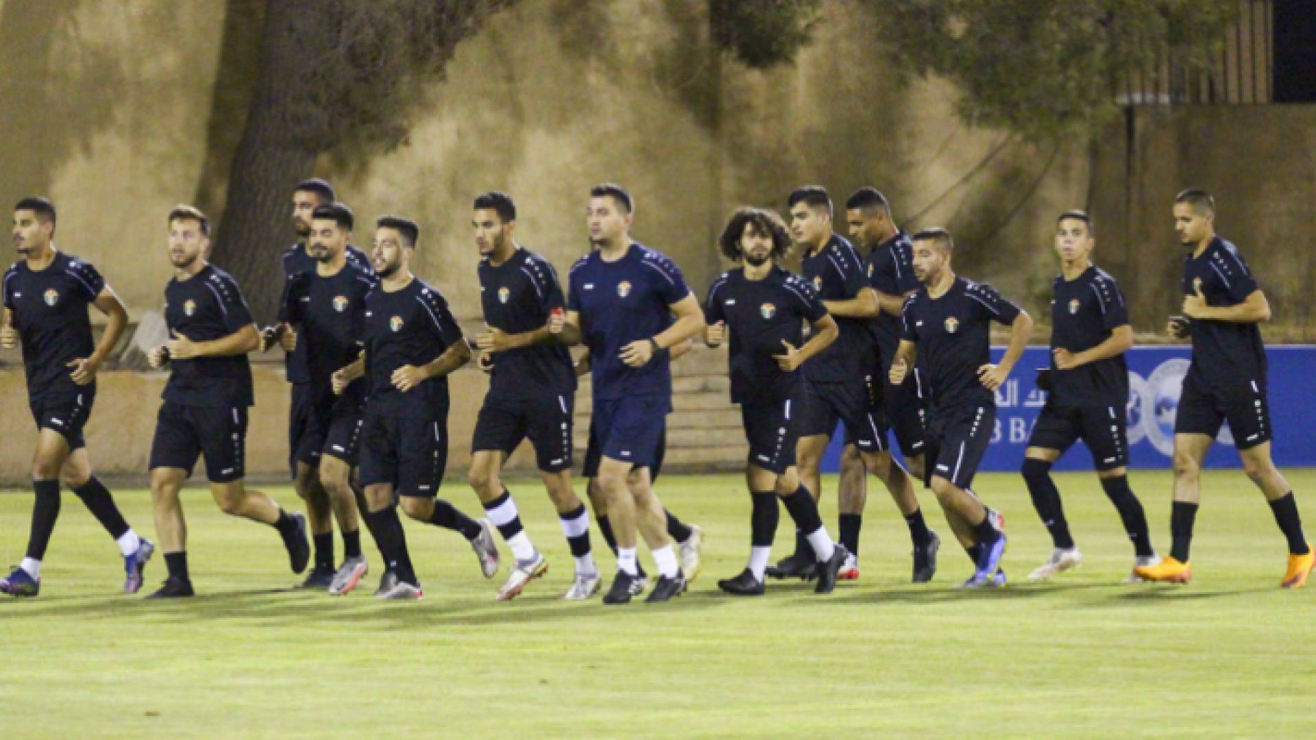 تدريب على ملعب البترا للاعبي المنتخب الوطني للشباب
