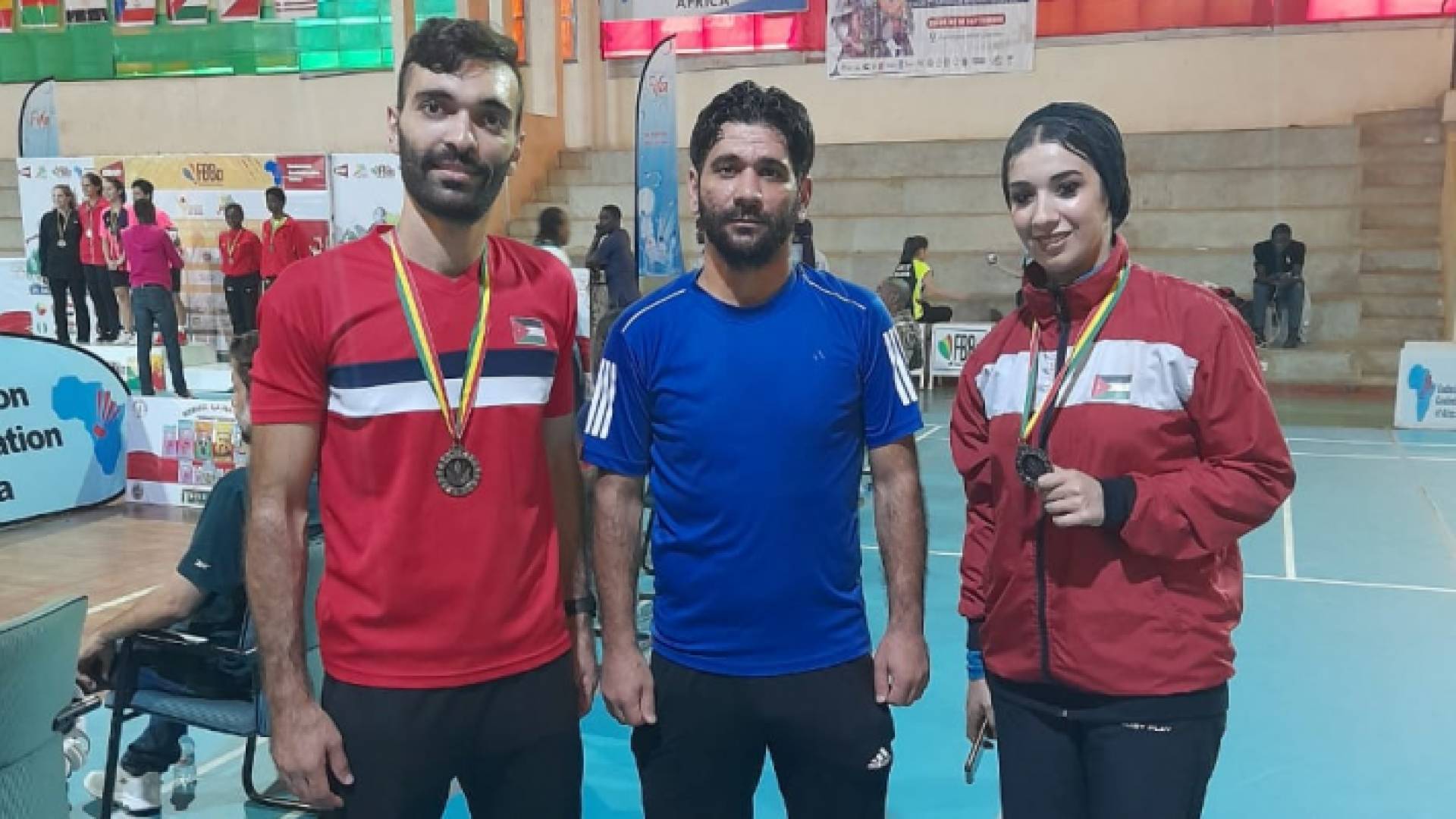 اللاعب بهاء الشنيك أثناء تتويجه