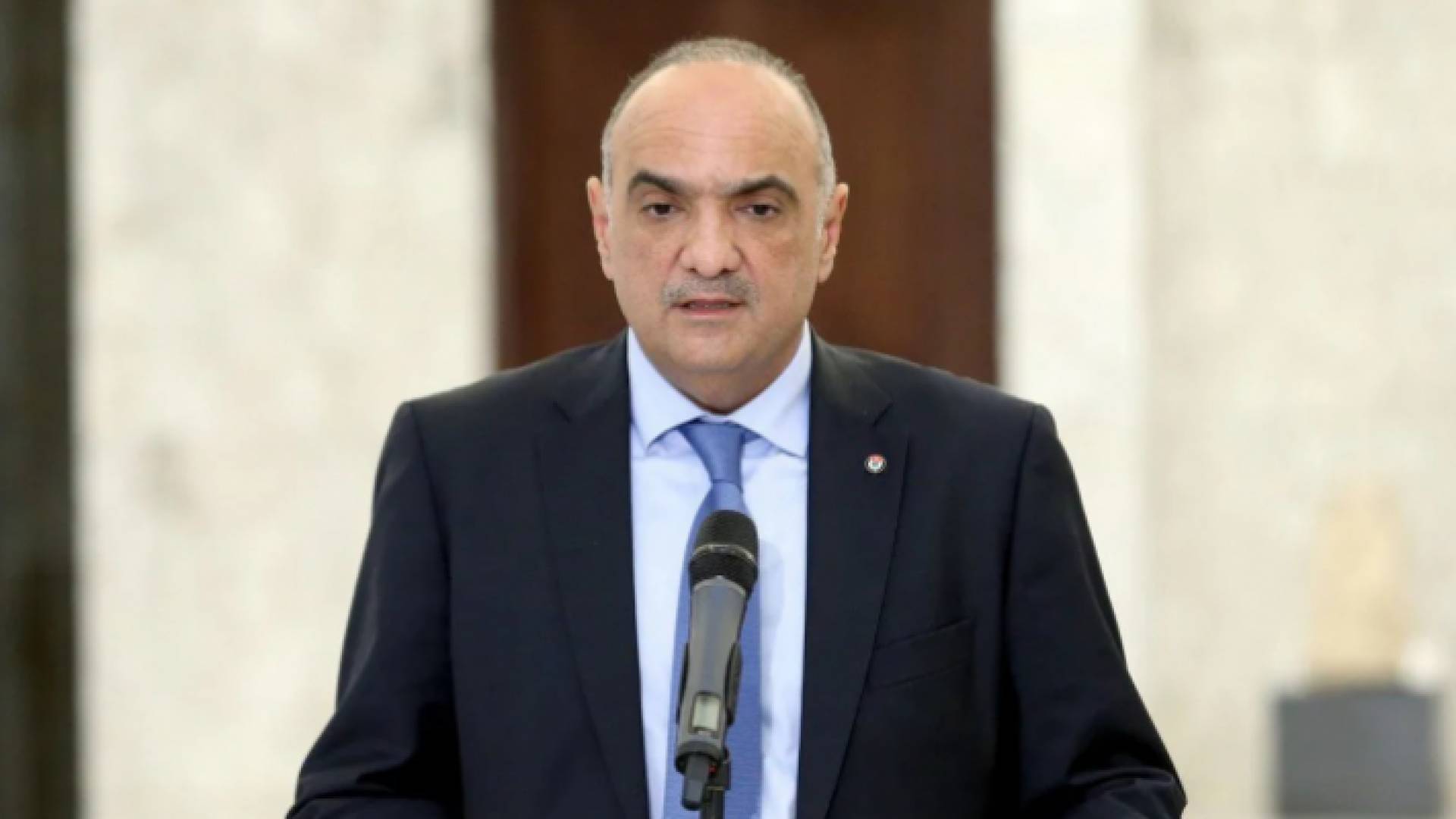 صورة أرشيفية لرئيس الوزراء بشر الخصاونة