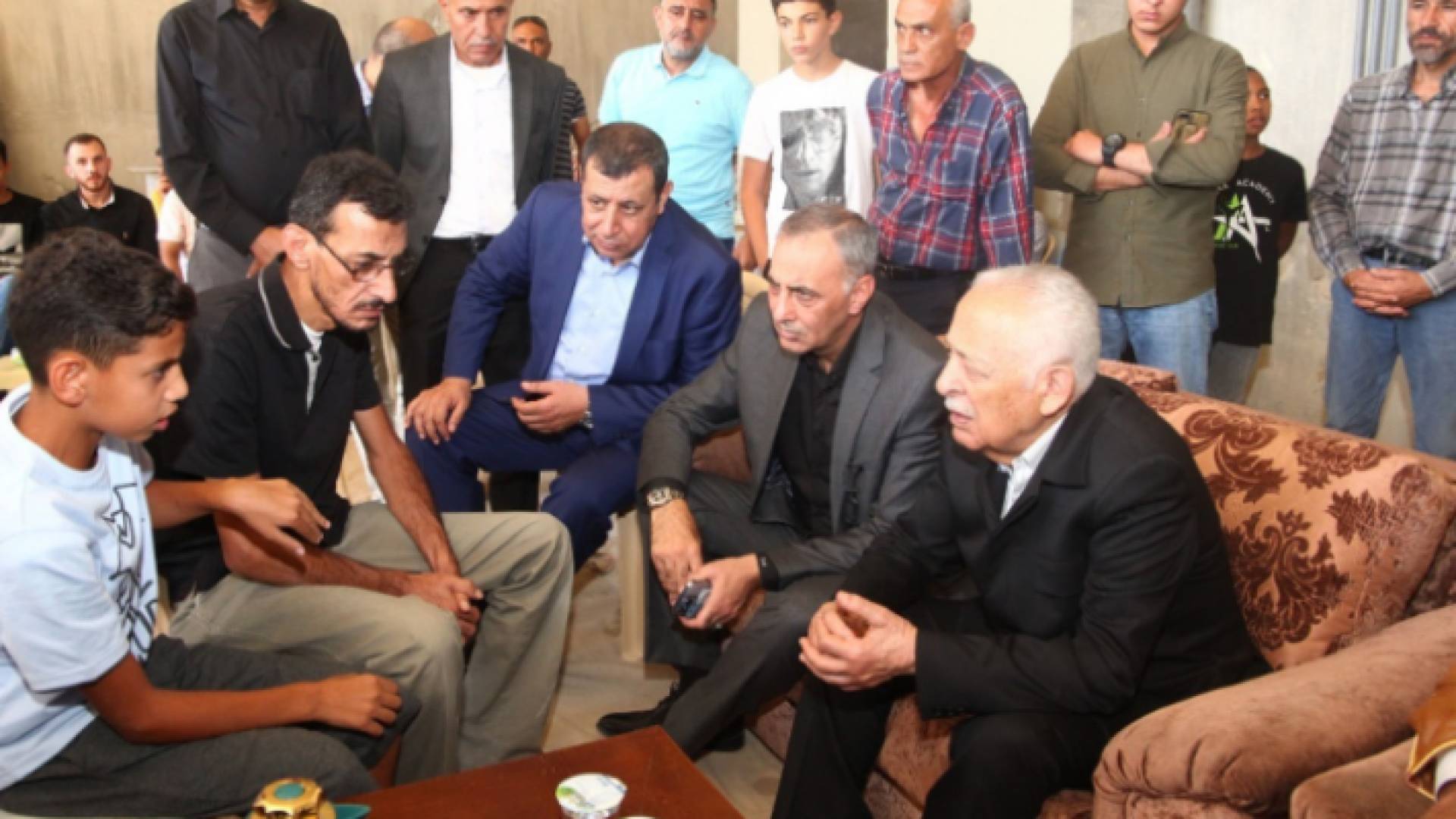 العيسوي خلال تقديمه واجب العزاء