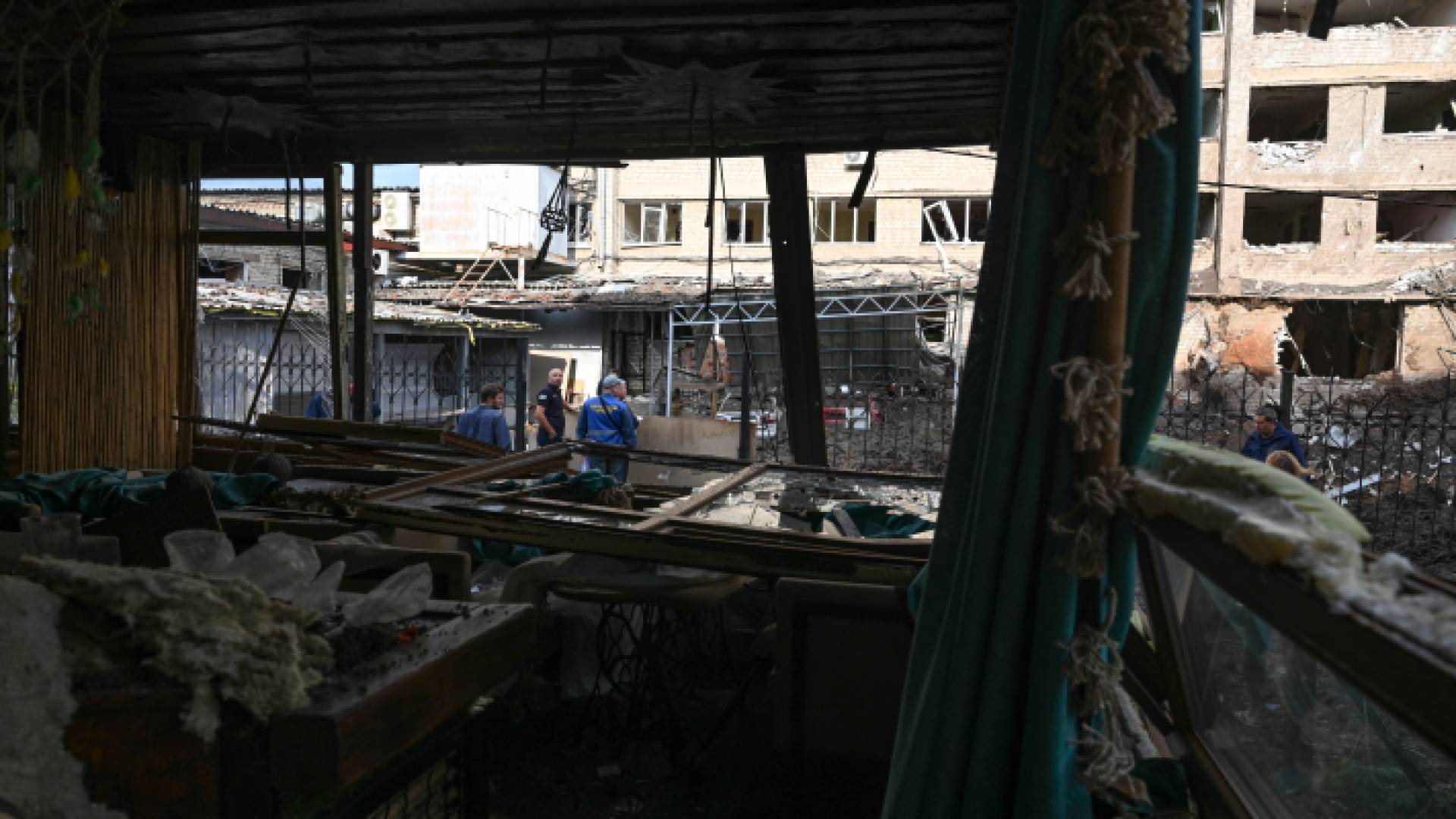 جانب من الآثار التي خلفتها الضربة الأوكرانية على دونيتسك