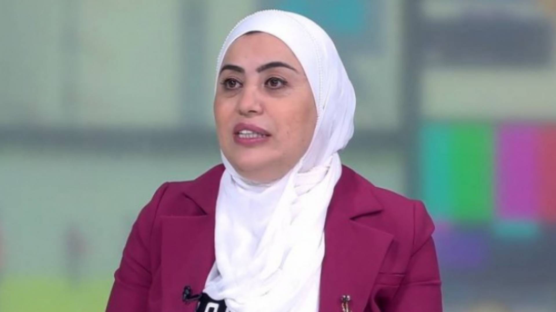 وزيرة الدولة للشؤون القانونية وفاء بني مصطفى