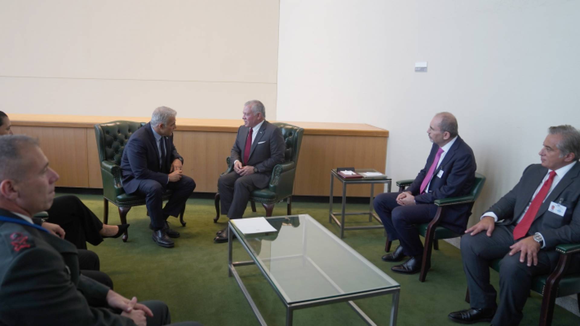 الصورة من اللقاء