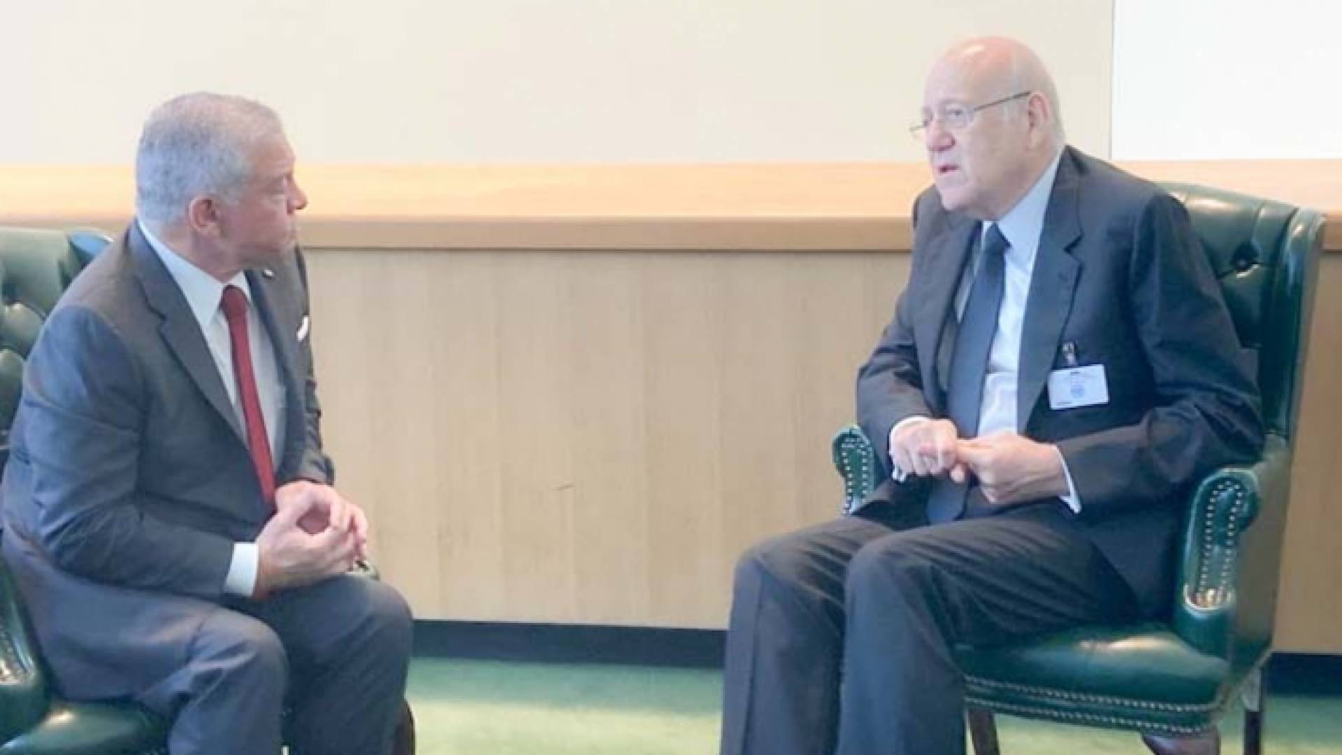 جلالة الملك عبد الله الثاني ورئيس الحكومة اللبنانية نجيب ميقاتي