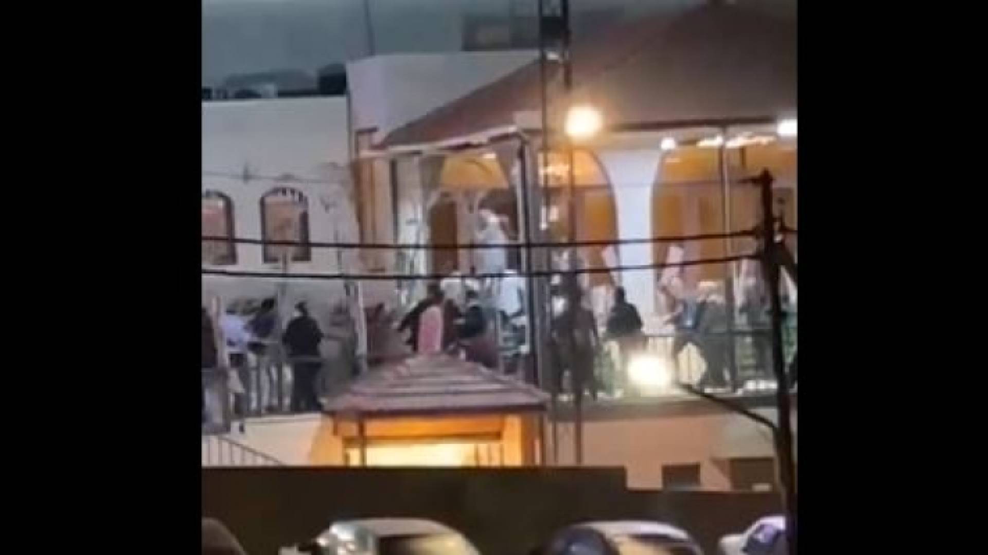 مشاجرة أمام قاعة مناسبات في عمان