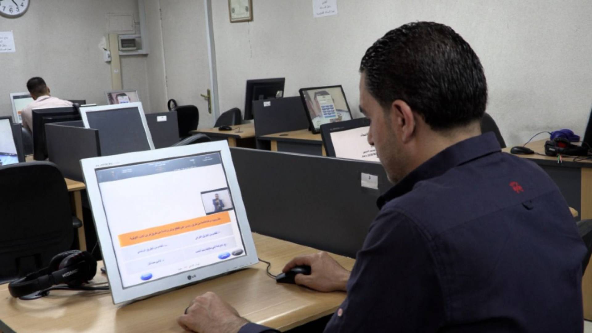 أحد المقدمين للفحص النظري