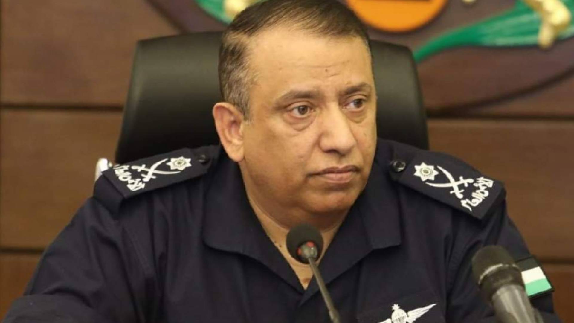 مدير الأمن السابق الفريق المتقاعد حسين الحواتمة