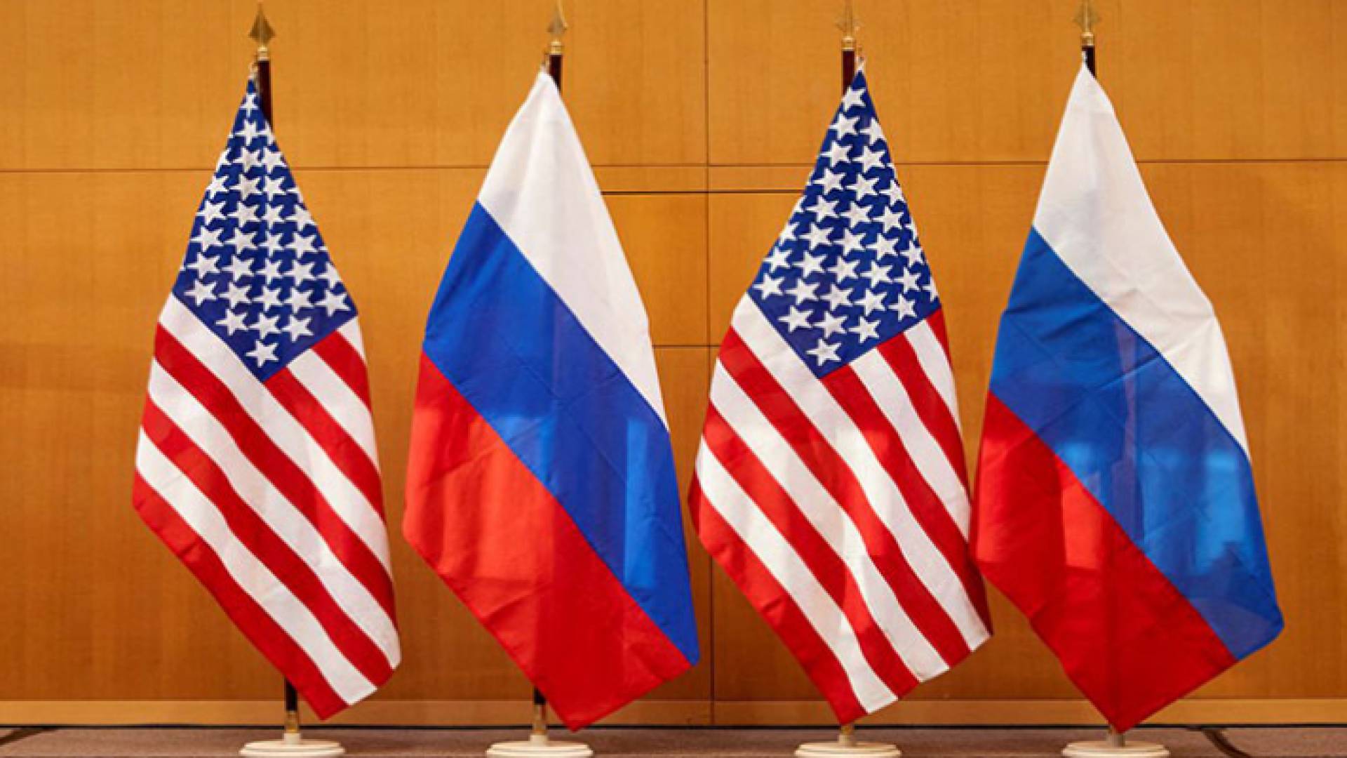 علما الولايات المتحدة الأمريكية وروسيا