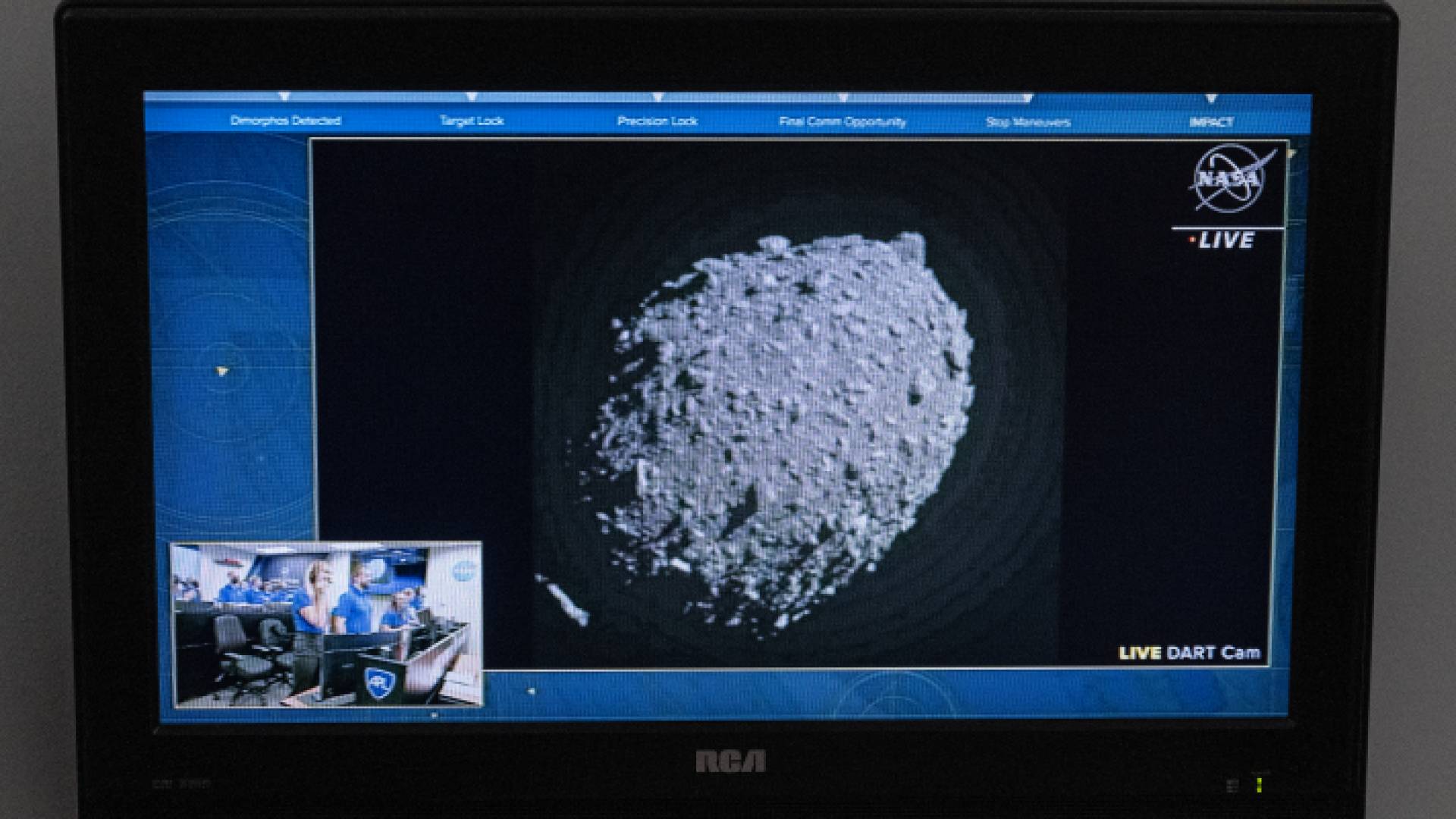 الصور النهائية من اختبار إعادة توجيه الكويكب المزدوج (DART)