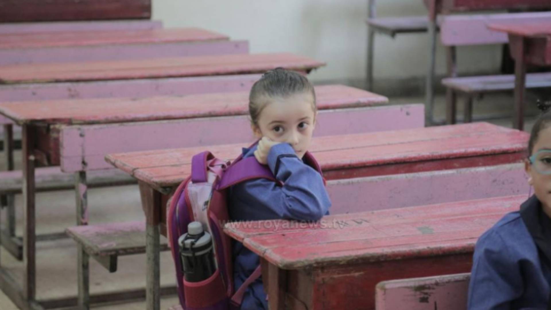 طالبة مدرسة