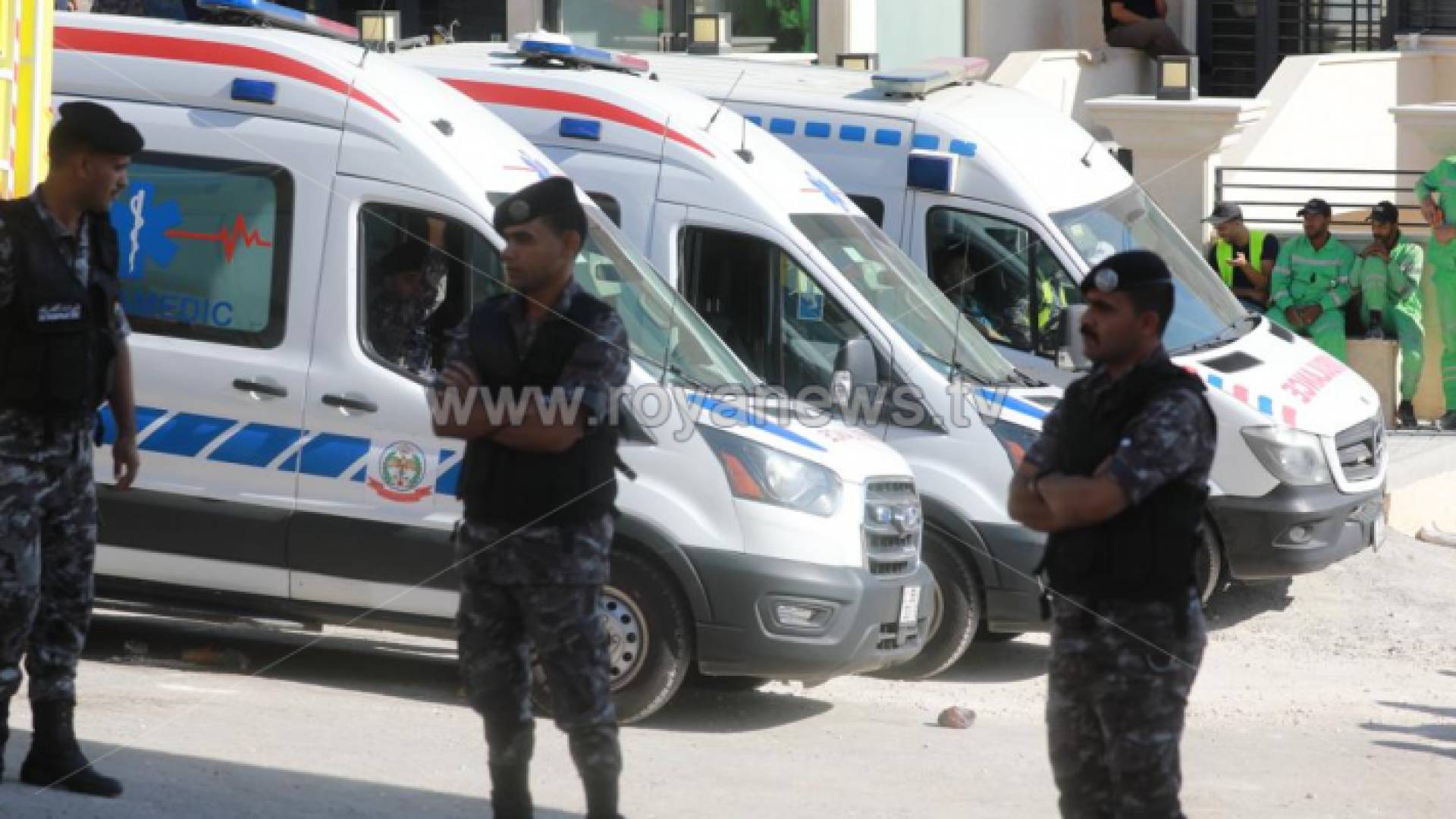 فرق من الأجهزة الأمنية