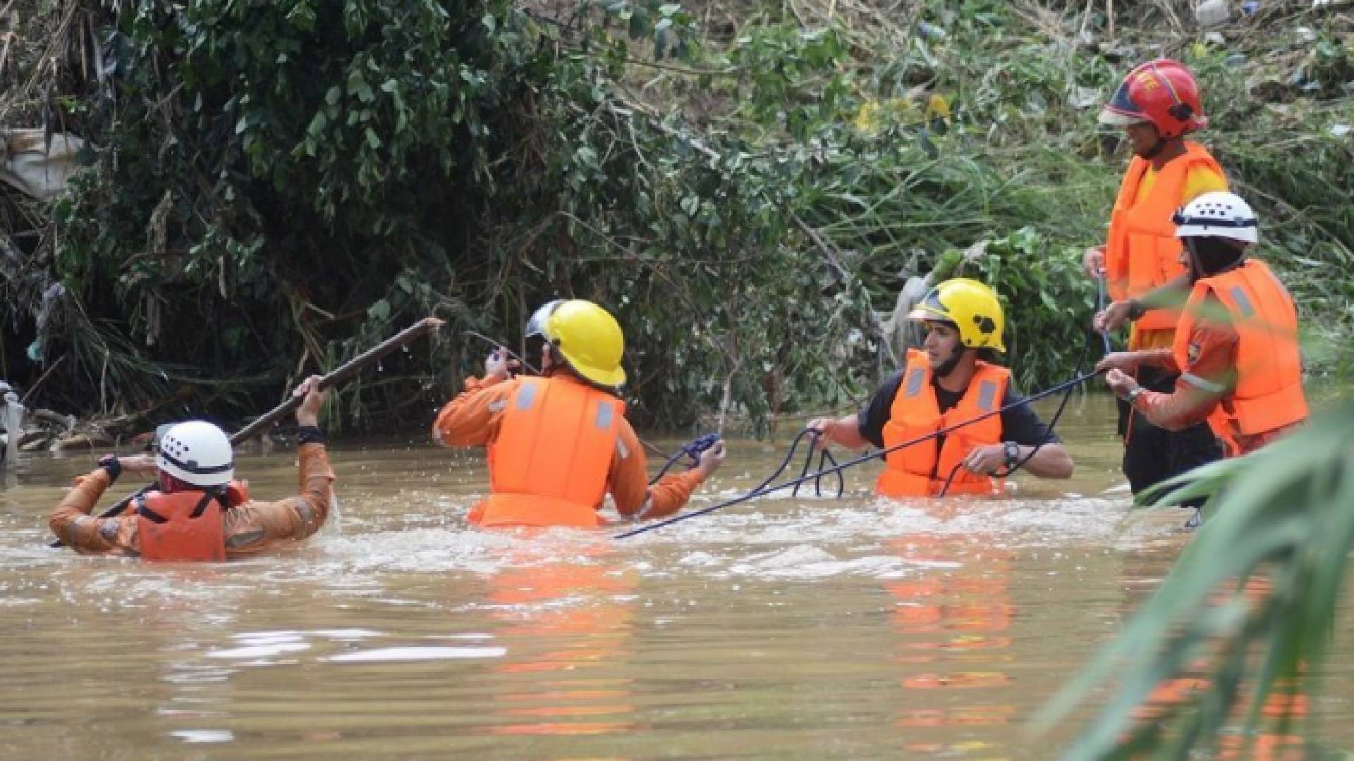 فرق الإنقاذ في فنزويلا