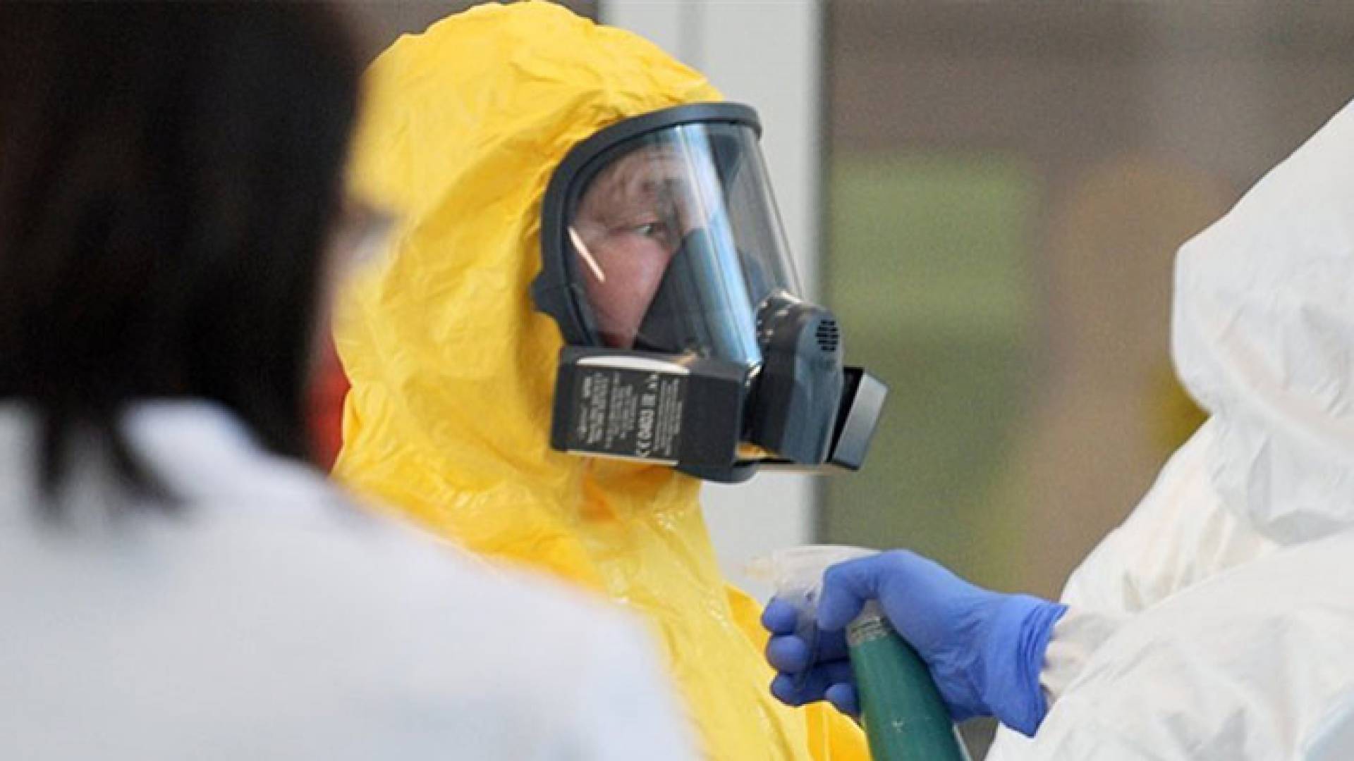 الرئيس الروسي فلاديمير بوتين في زيارة لمستشفى في العاصمة موسكوي عالج مصابين بفيروس كورونا