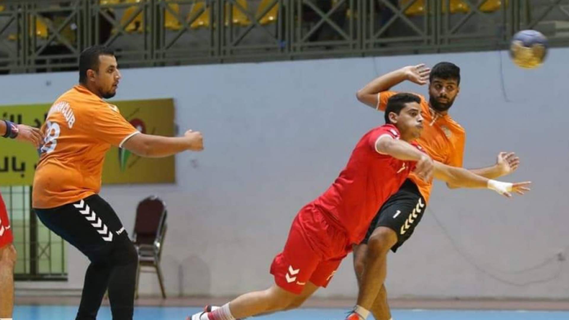 فريق العربي في إحدى مبارياته