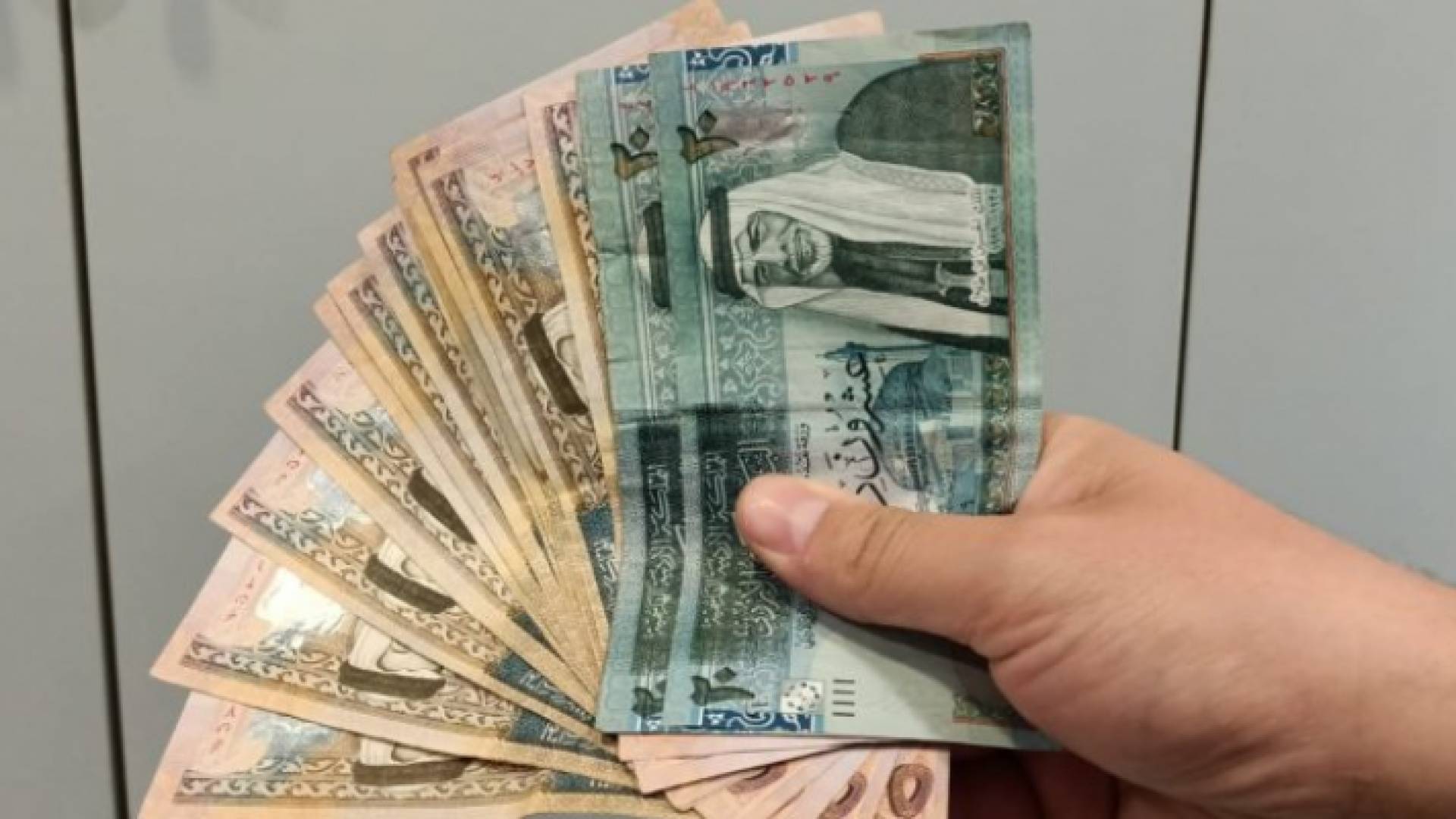 مبالغ نقدية أردنية