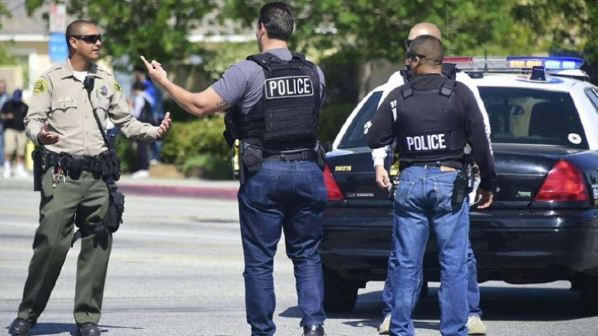 عناصر من الشرطة الأمريكية