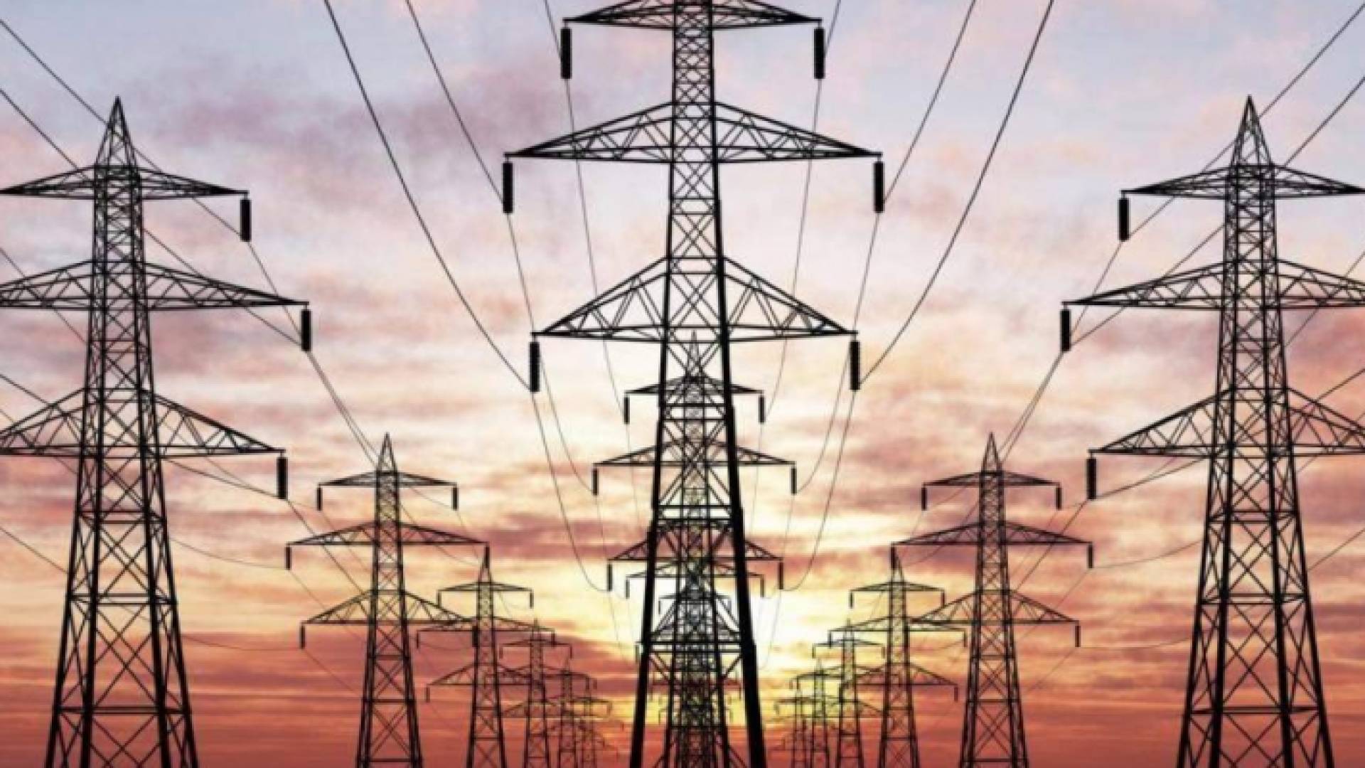 أعمدة كهرباء