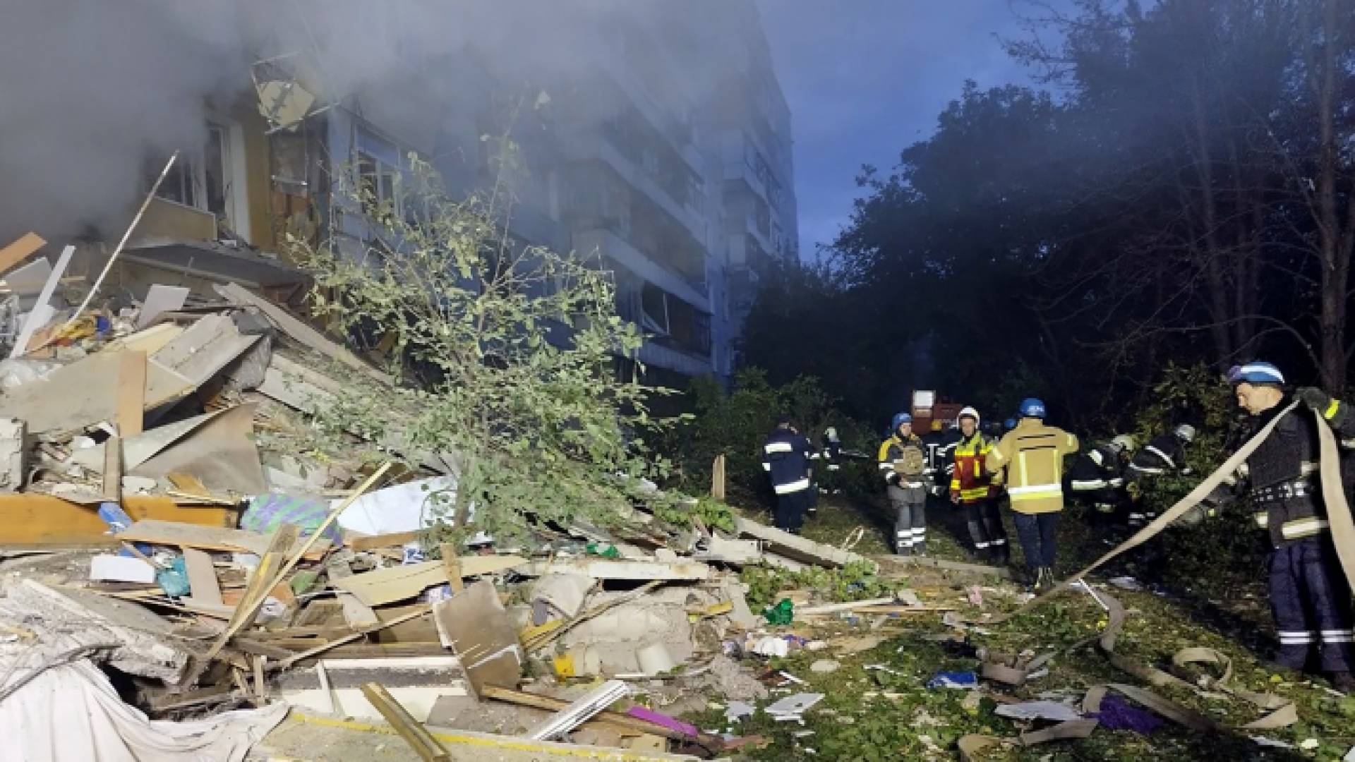 فرق الإنقاذ الأوكرانية