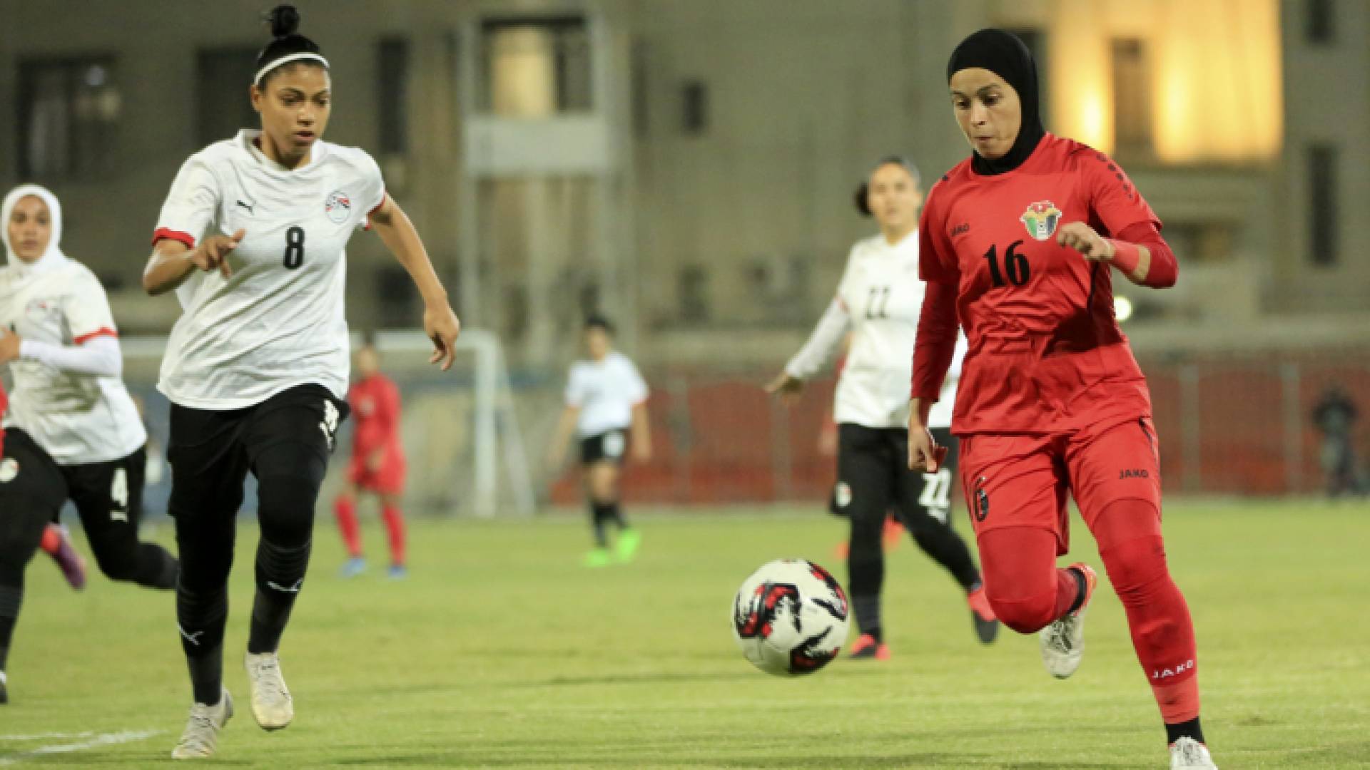 من مباراة الأردن ومصر