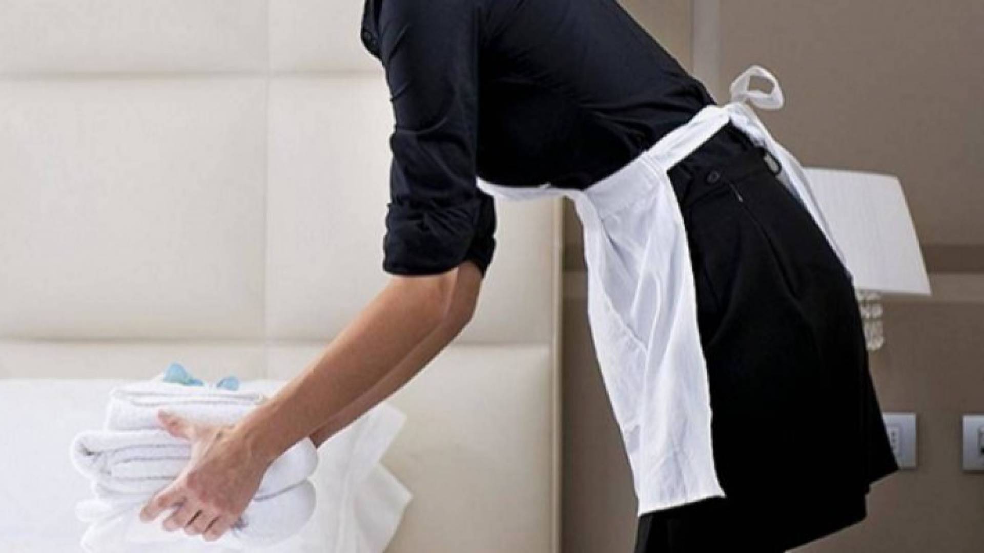 عاملة منزل - تعبيرية