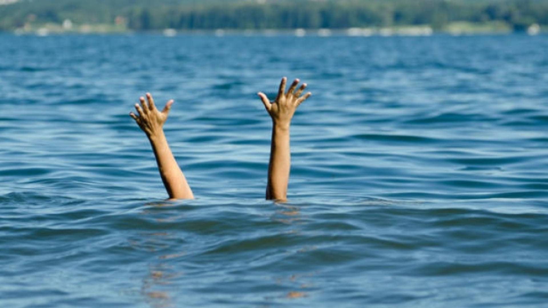 صورة تعبيرية لشخص يغرق