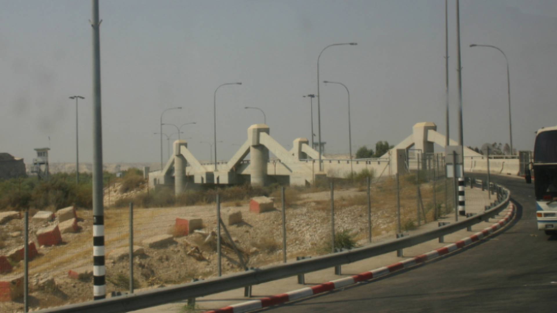 جسر الملك حسين